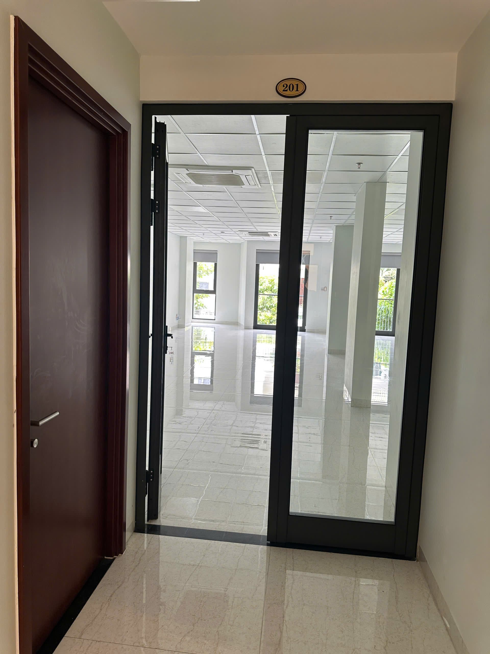 Văn phòng 100m2 tại Bình Minh 1, quận Hải Châu, phù hợp làm văn phòng chuyên gia - Ảnh 2