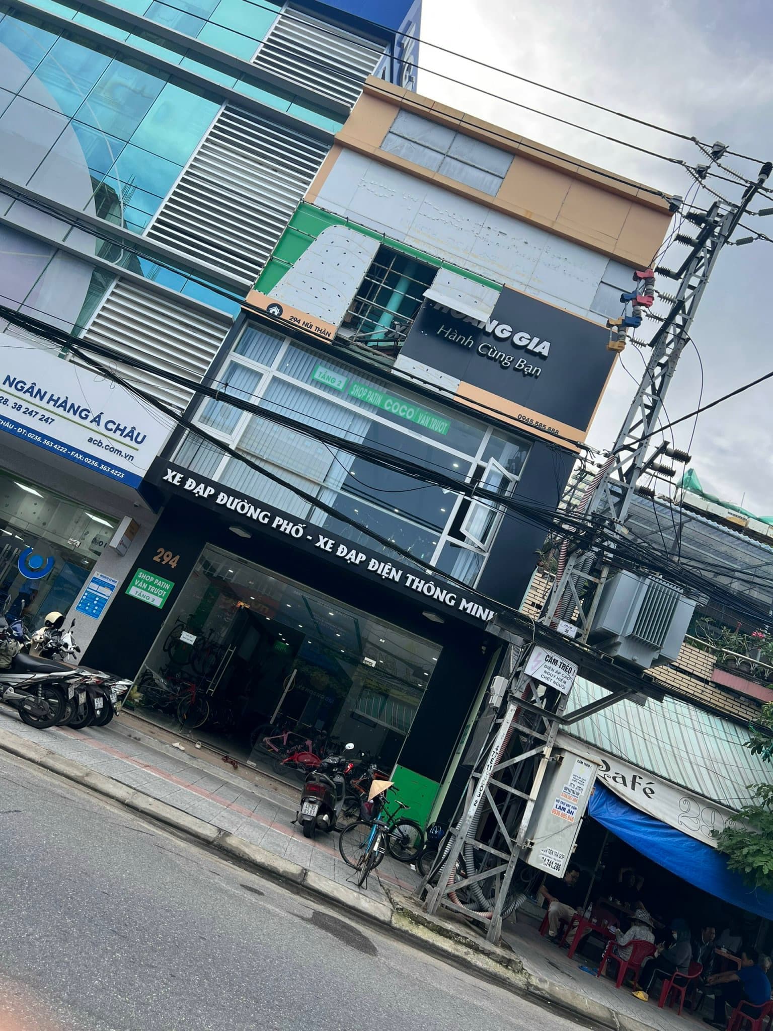 Nhà nguyên căn 3 tầng tại Núi Thành, diện tích 110m2, phù hợp để ở và kinh doanh - Ảnh 1