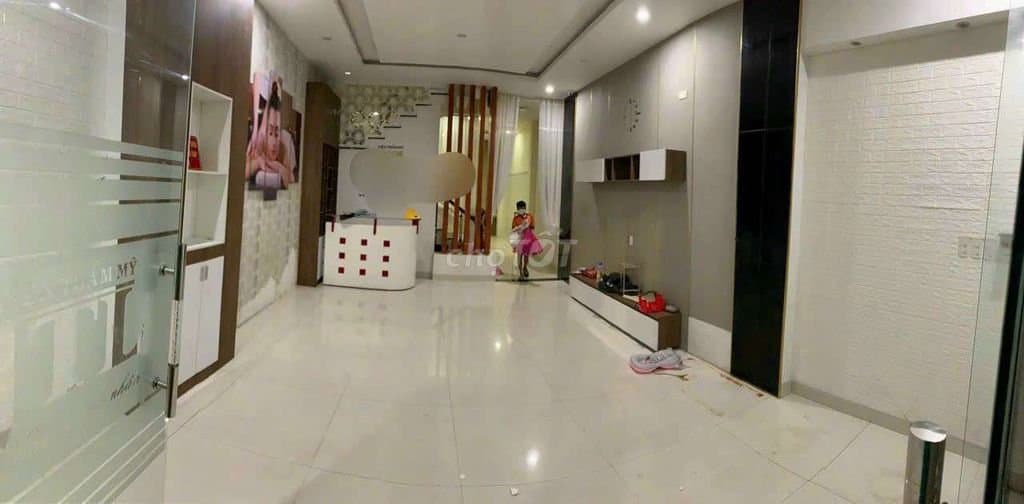 Nhà nguyên căn 4 tầng đường Trưng Nữ Vương, quận Hải Châu - Ảnh 7