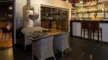 Khách sạn 11 tầng mặt tiền đường Hà Bổng - Ảnh 1