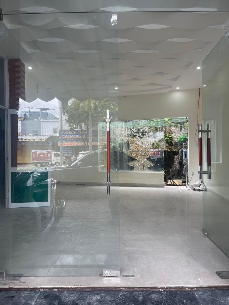 Nhà 4 tầng Xô Viết Nghệ Tĩnh, diện tích 335m², phù hợp văn phòng và kinh doanh - Ảnh 3