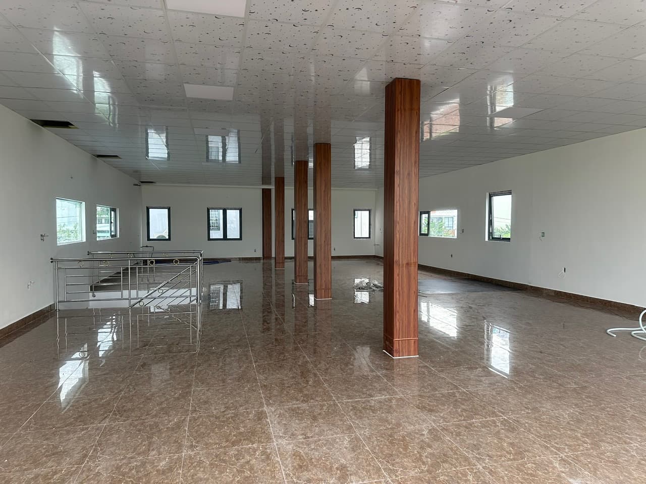 Nhà nguyên căn 2 tầng đường 29 Tháng 3, diện tích 400m2, phù hợp kinh doanh - Ảnh 6