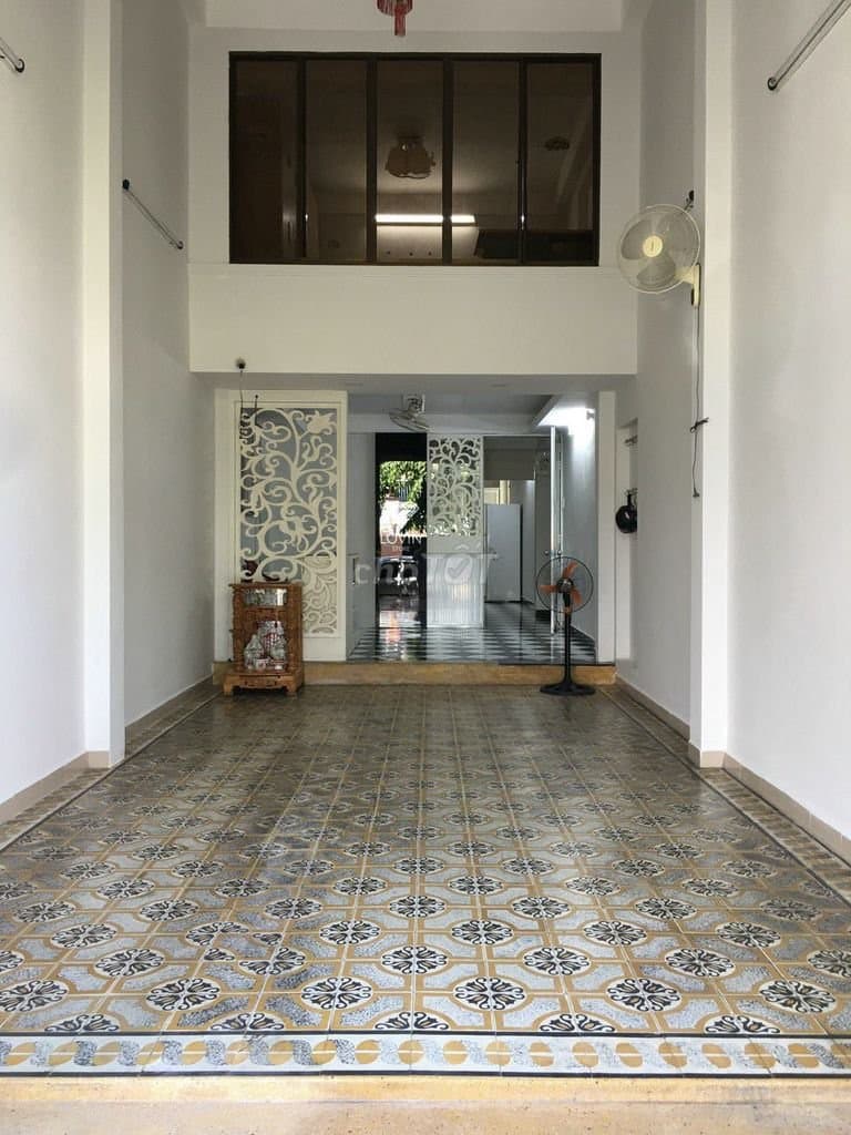 Nhà nguyên căn 2,5 tầng đường Trần Cao Vân, phù hợp kinh doanh - Ảnh 1