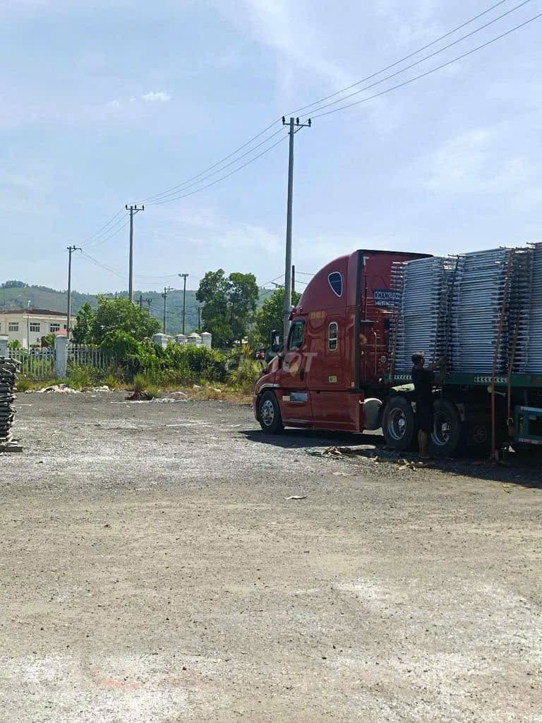 Cho thuê kho bãi 2000m2 tại Tuý Loan, Hòa Vang, có sân bãi container - Ảnh 1