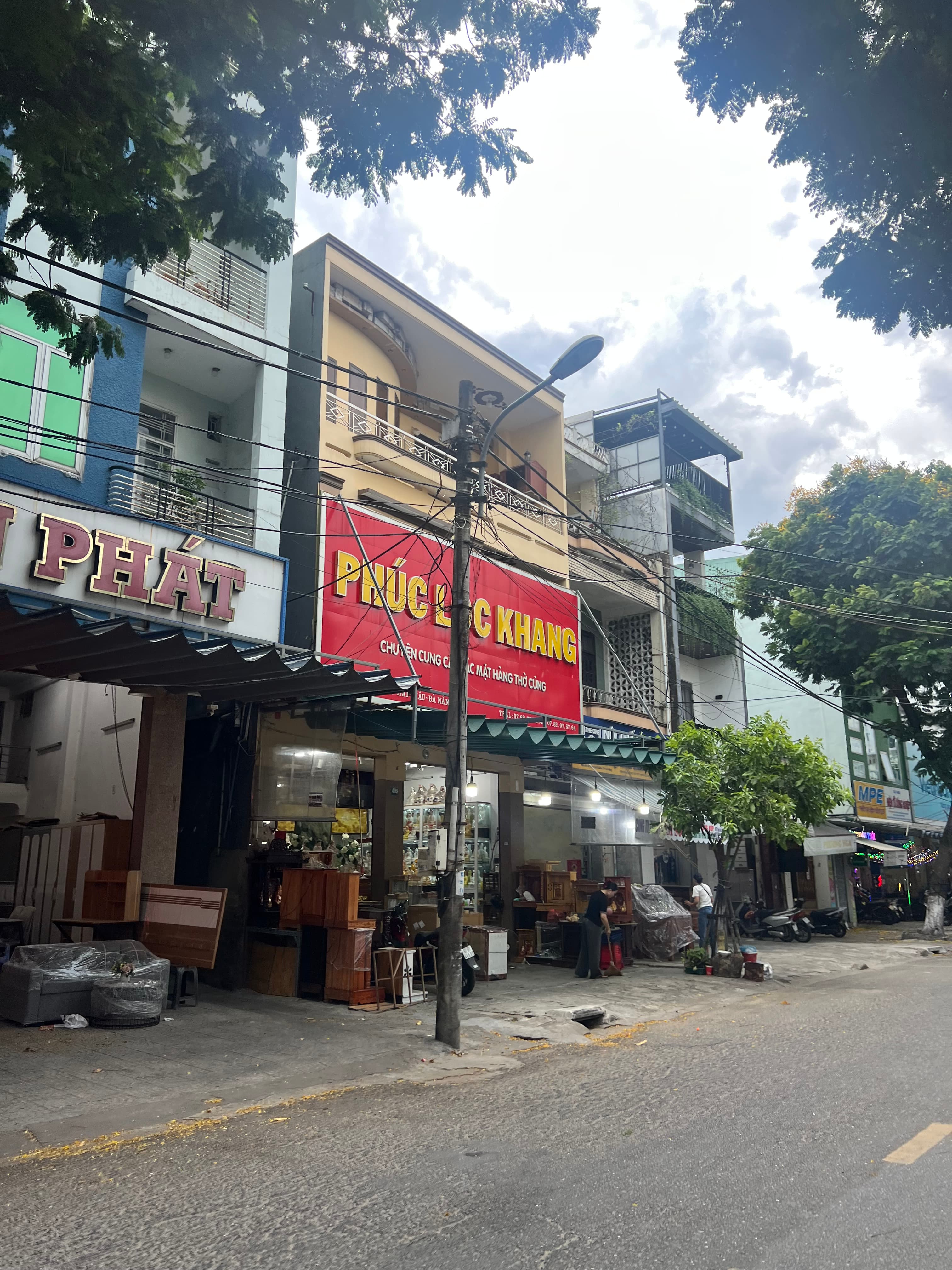 Mặt bằng kinh doanh 7x12m có gác lửng, phù hợp kinh doanh đa dạng tại Ông Ích Khiêm - Ảnh 1
