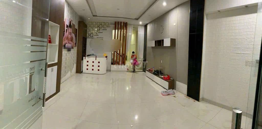 Nhà nguyên căn 4 tầng đường Trưng Nữ Vương, quận Hải Châu, 89m2, phù hợp ở và kinh doanh - Ảnh 6