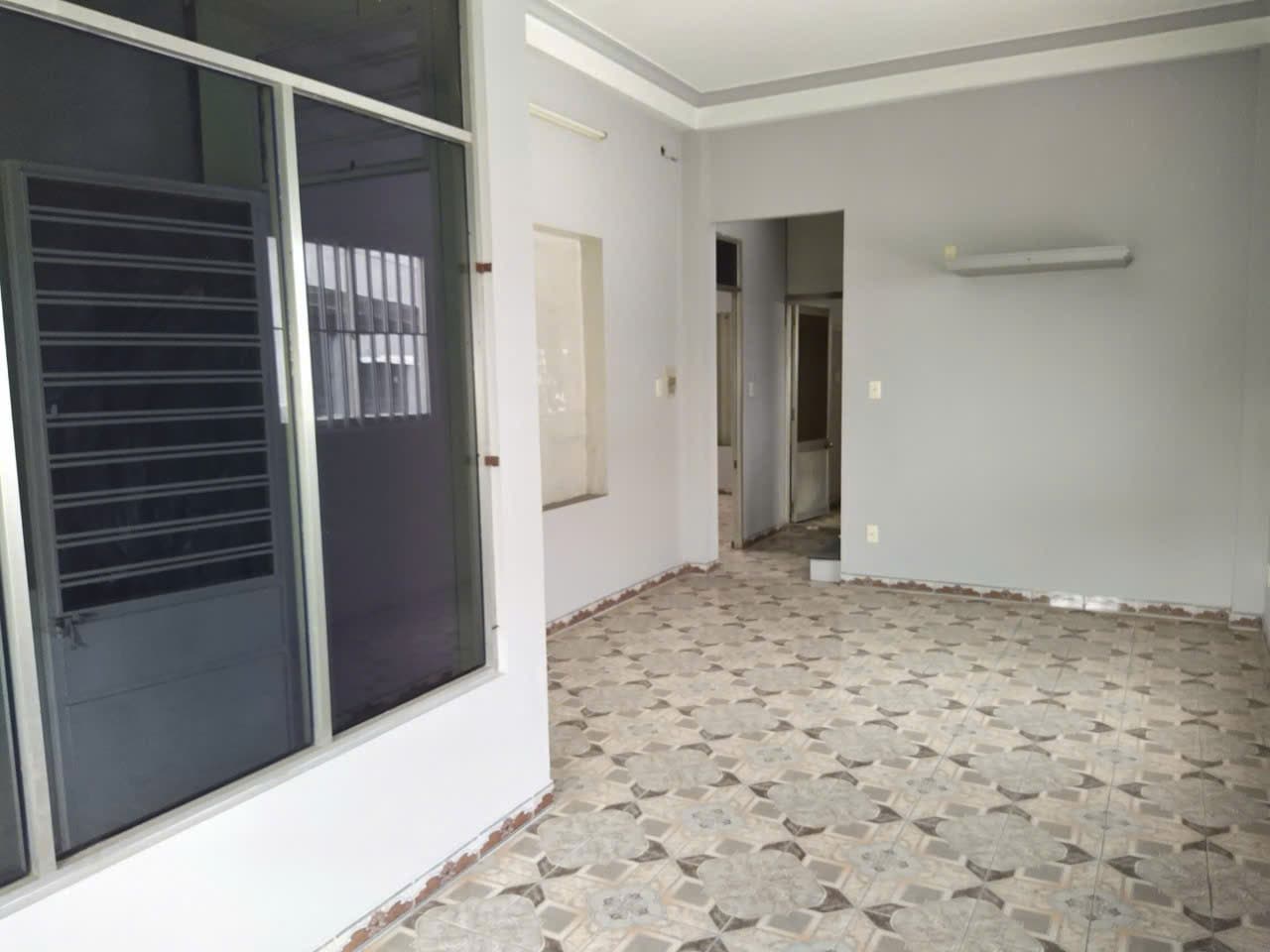 Nhà nguyên căn 4 tầng đường Hà Huy Tập, phù hợp kinh doanh đa ngành - Ảnh 6