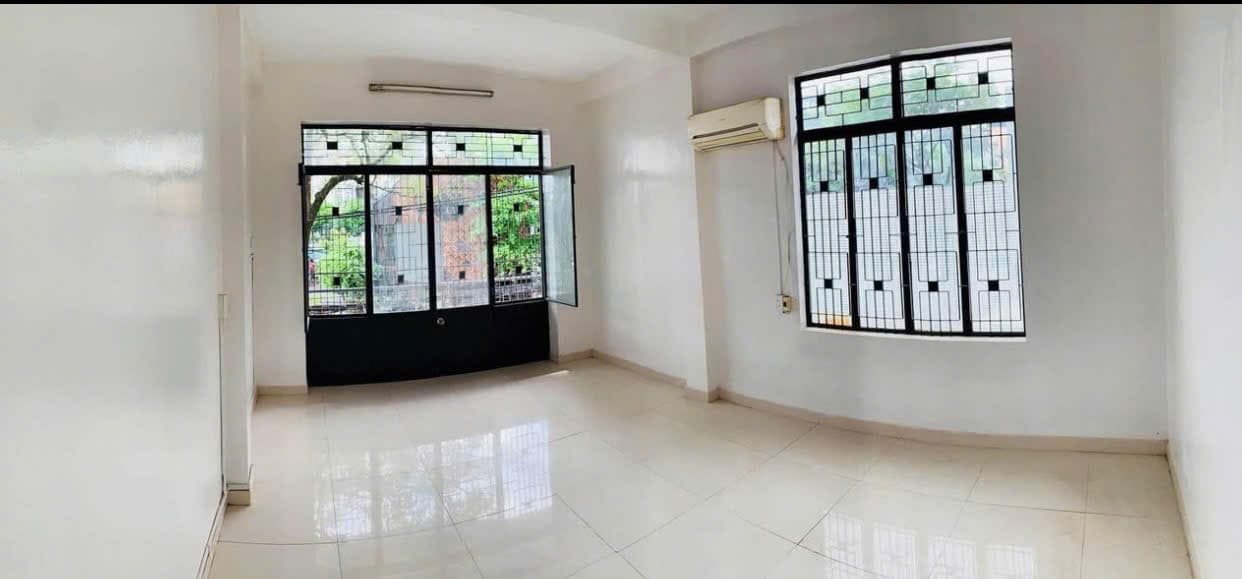 Nhà nguyên căn 3 tầng tại Đống Đa, trung tâm thành phố, phù hợp kinh doanh - Ảnh 3