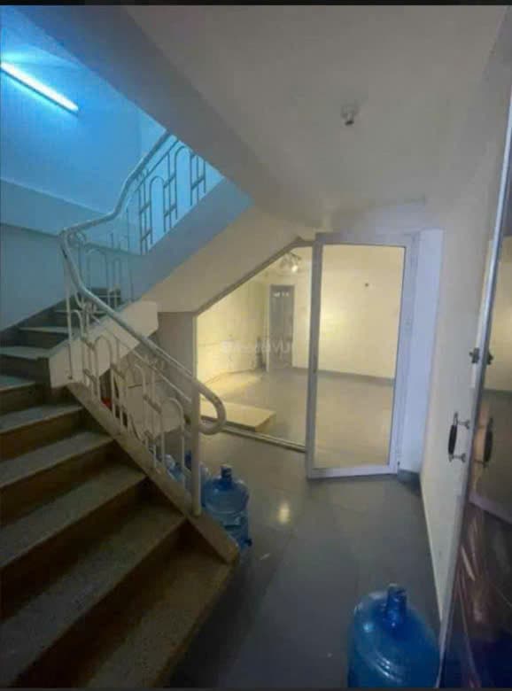 Nhà nguyên căn 3 tầng đường Hoàng Hoa Thám, phù hợp kinh doanh đa ngành - Ảnh 1