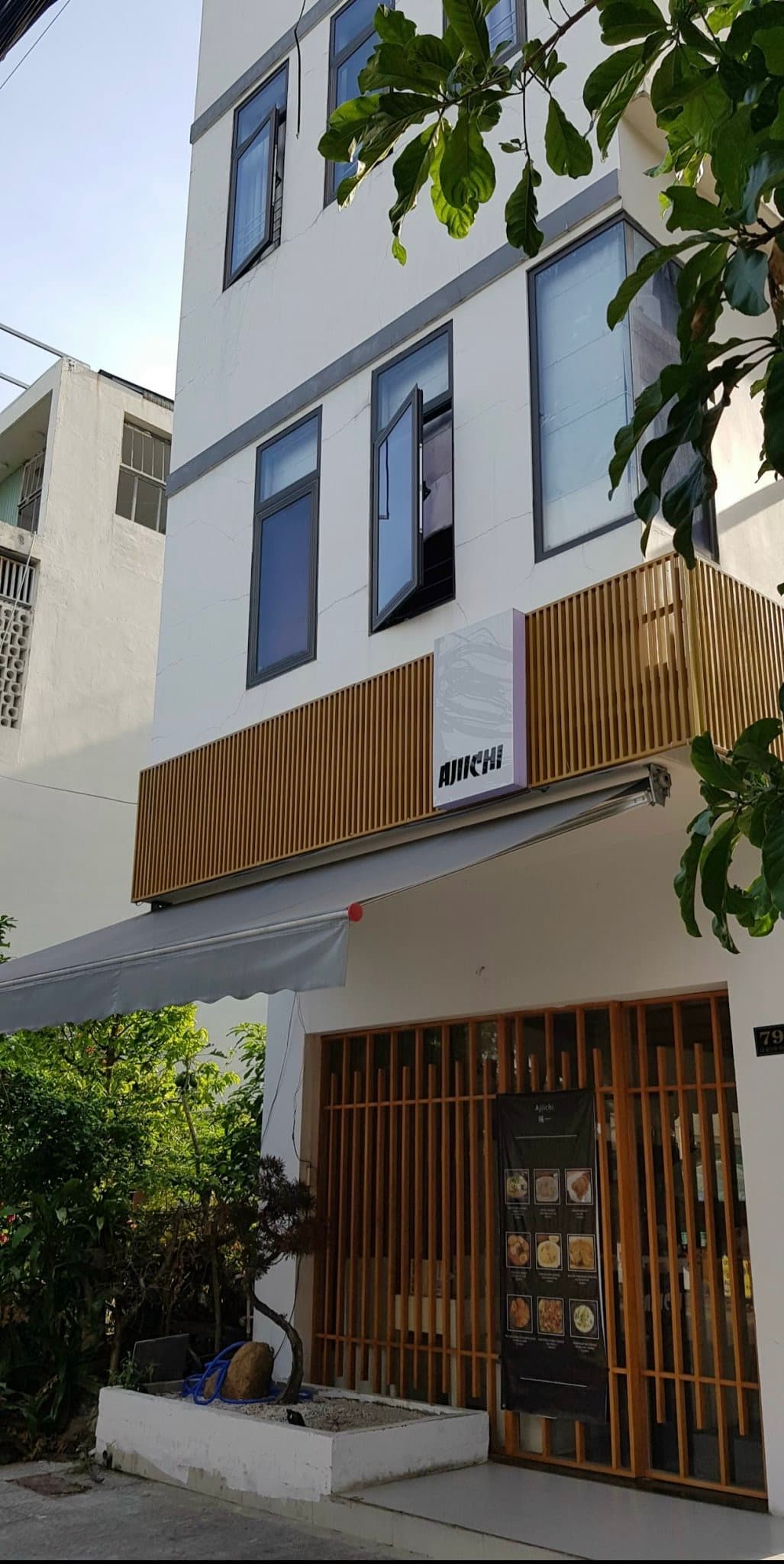 Mặt bằng kinh doanh 2 tầng tại Lê Quang Đạo, diện tích 90m2 mỗi tầng - Ảnh 1