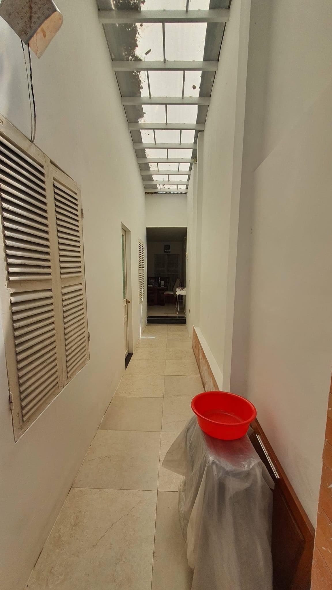 Nhà mặt kiệt 5m tại Lý Thường Kiệt, diện tích 200m2, phù hợp văn phòng và spa - Ảnh 2