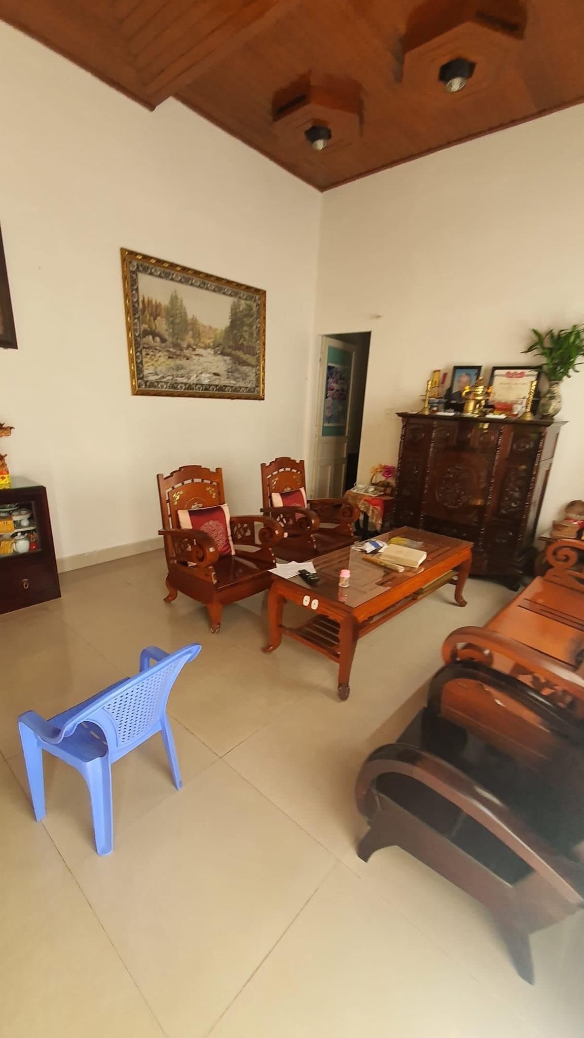 Nhà mặt kiệt 5m tại Lý Thường Kiệt, diện tích 200m2, phù hợp văn phòng và spa - Ảnh 3