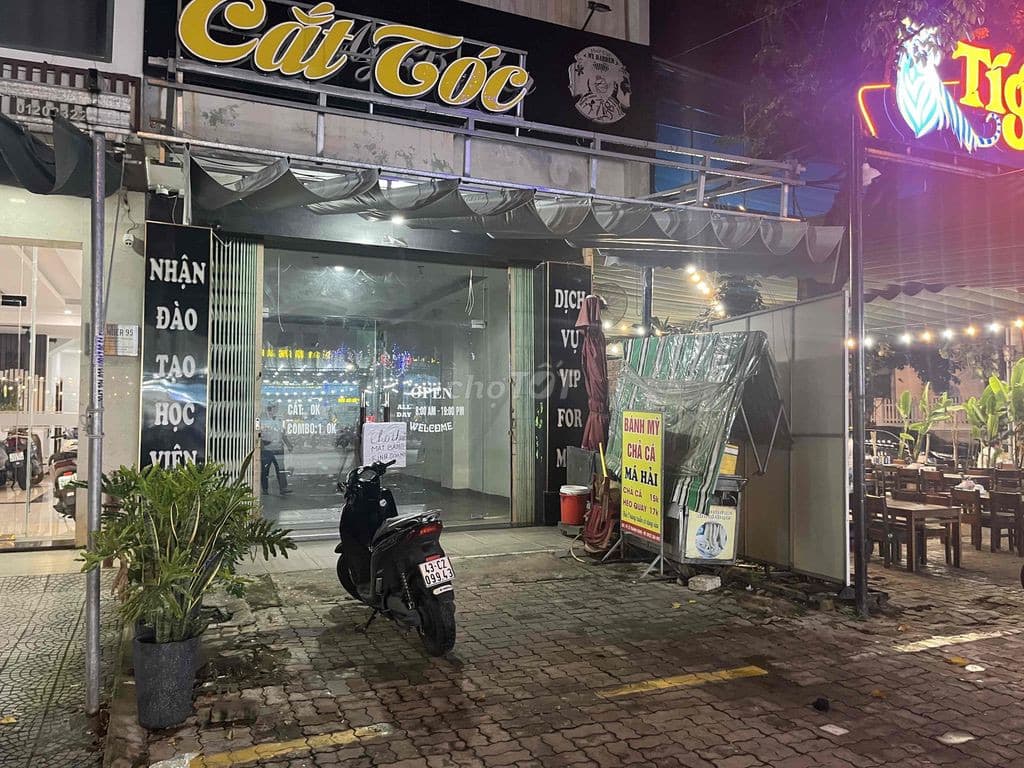 Mặt bằng kinh doanh tầng 1 riêng biệt tại Lê Thanh Nghị, diện tích 100m2 - Ảnh 1