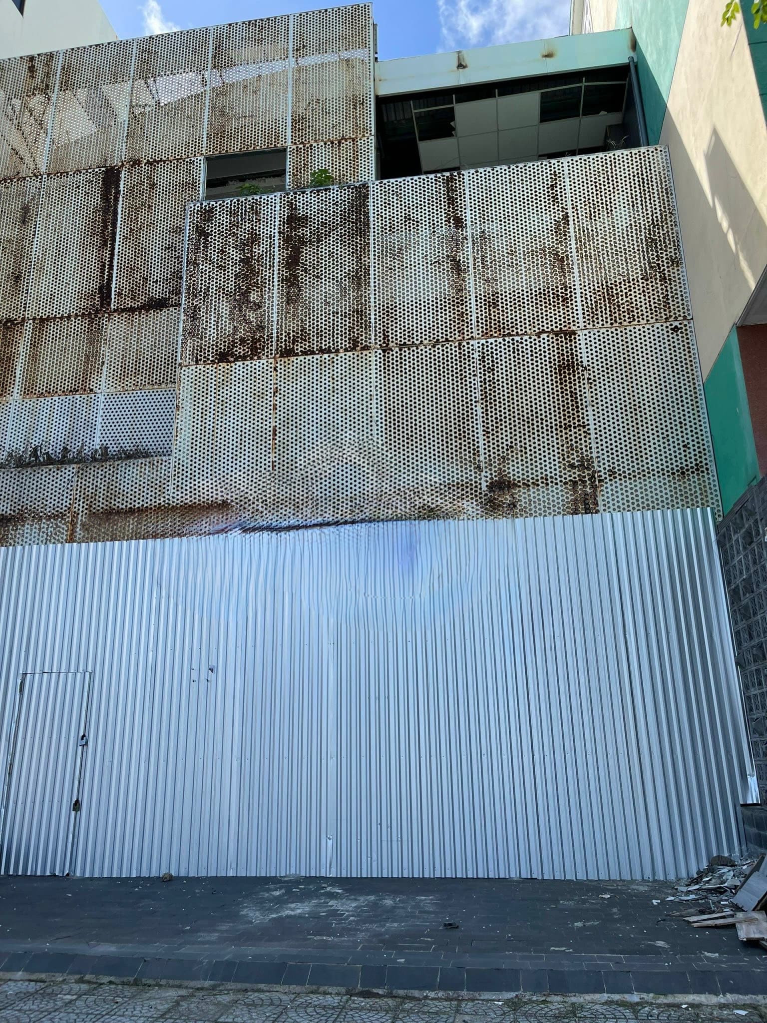 Nhà nguyên căn 3 tầng đường 2 Tháng 9, quận Hải Châu, diện tích 150m2, phù hợp kinh doanh - Ảnh 1