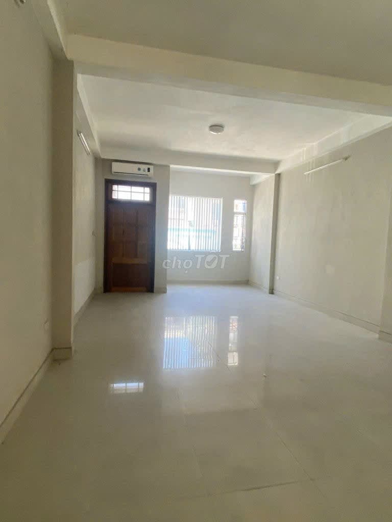 NGUYÊN CĂN 3.5 TẦNG ĐƯỜNG HOÀNG HOA THÁM - Ảnh 6