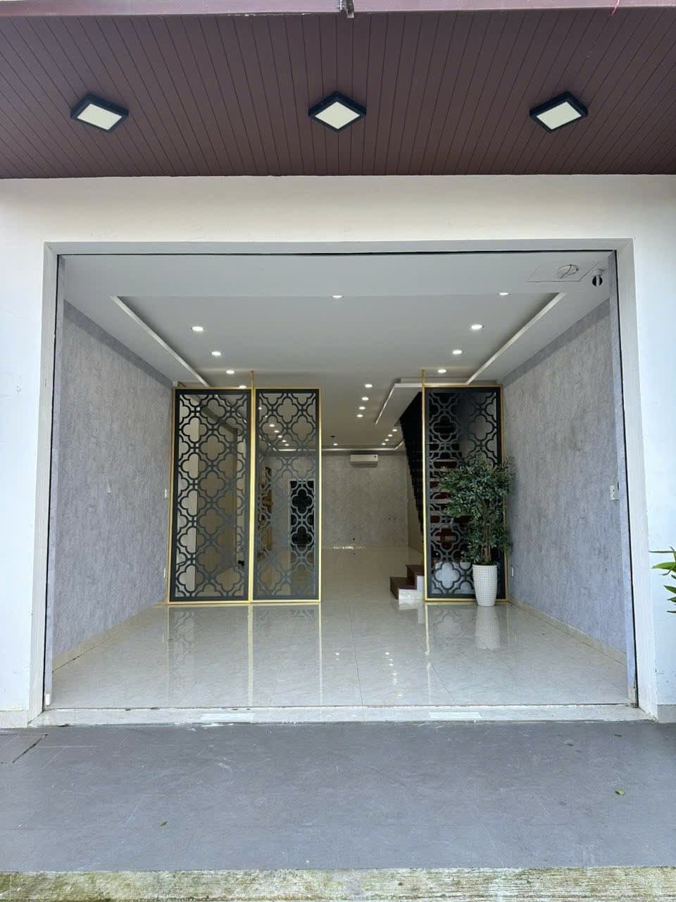 MẶT BẰNG TẦNG 1 TRẦN HƯNG ĐẠO, PHÙ HỢP KINH DOANH ĂN UỐNG - Ảnh 1