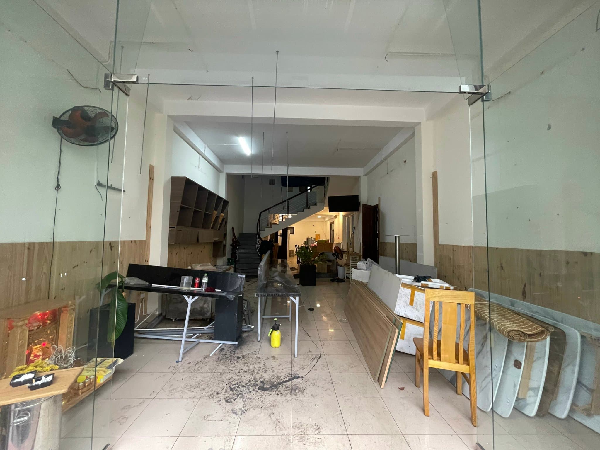 Nhà 3 tầng đường Dương Đình Nghệ, phù hợp kinh doanh cafe, spa, nhà hàng - Ảnh 4