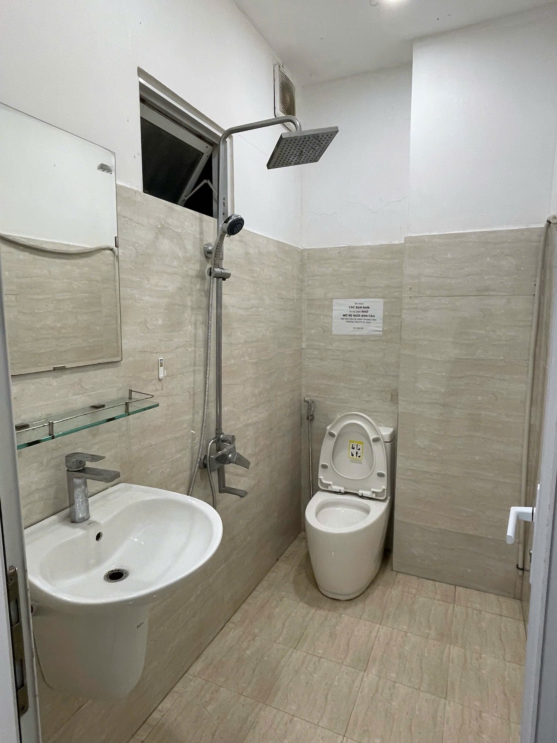 Nhà 2 tầng diện tích 6,2x9m phù hợp kinh doanh tại Huỳnh Thúc Kháng - Ảnh 2