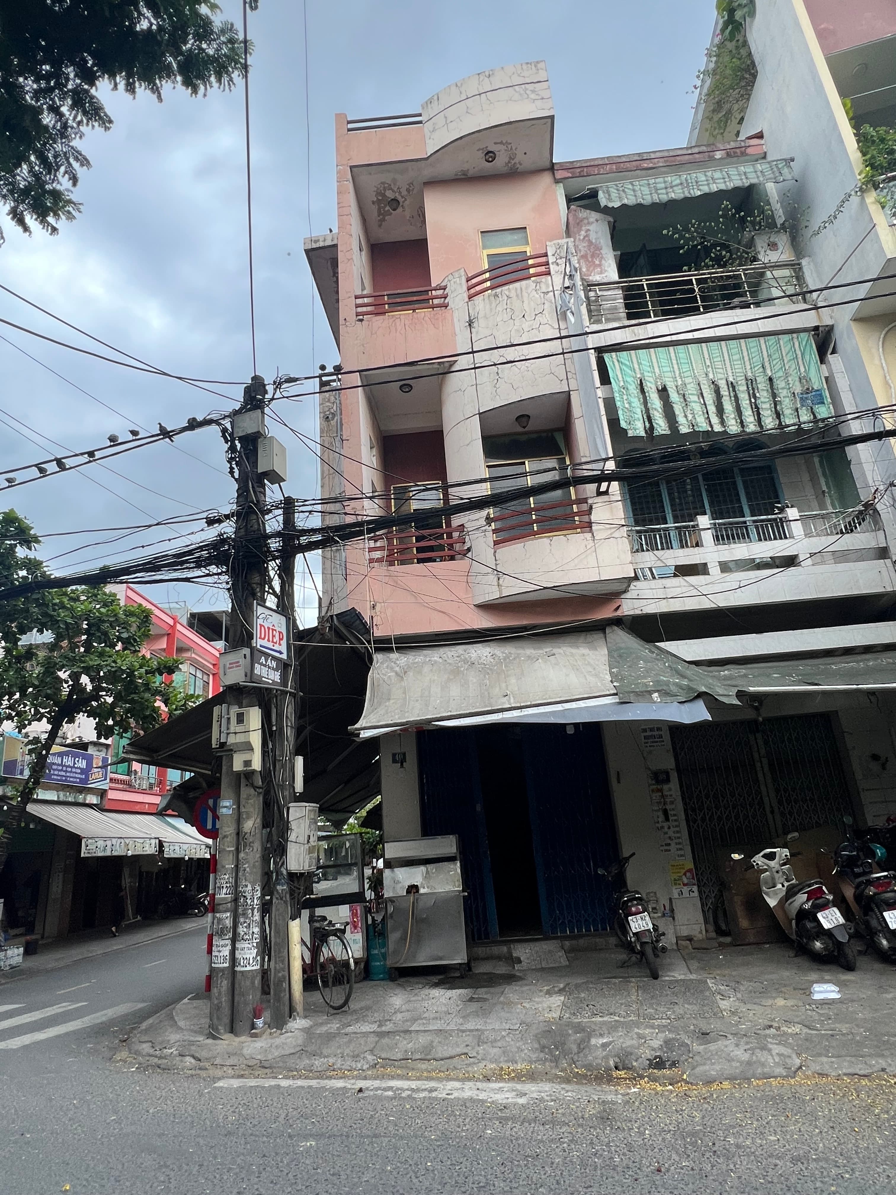 Nguyên căn 3 tầng nguyễn hoàng ngang 6m - Ảnh 1