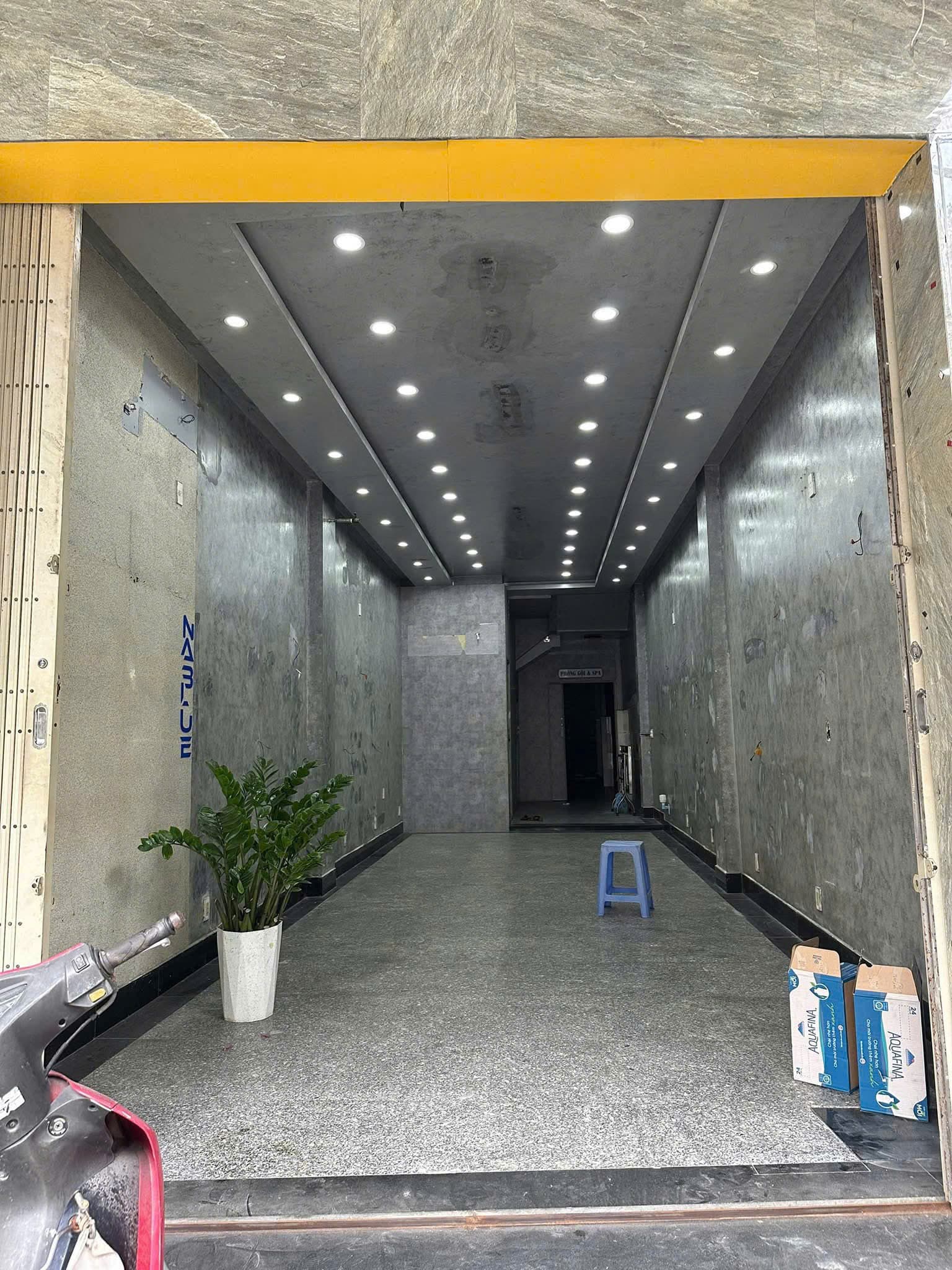 Mặt bằng trống 70m2 tại Phạm Cự Lượng, lối đi chung, không kinh doanh ăn uống - Ảnh 1