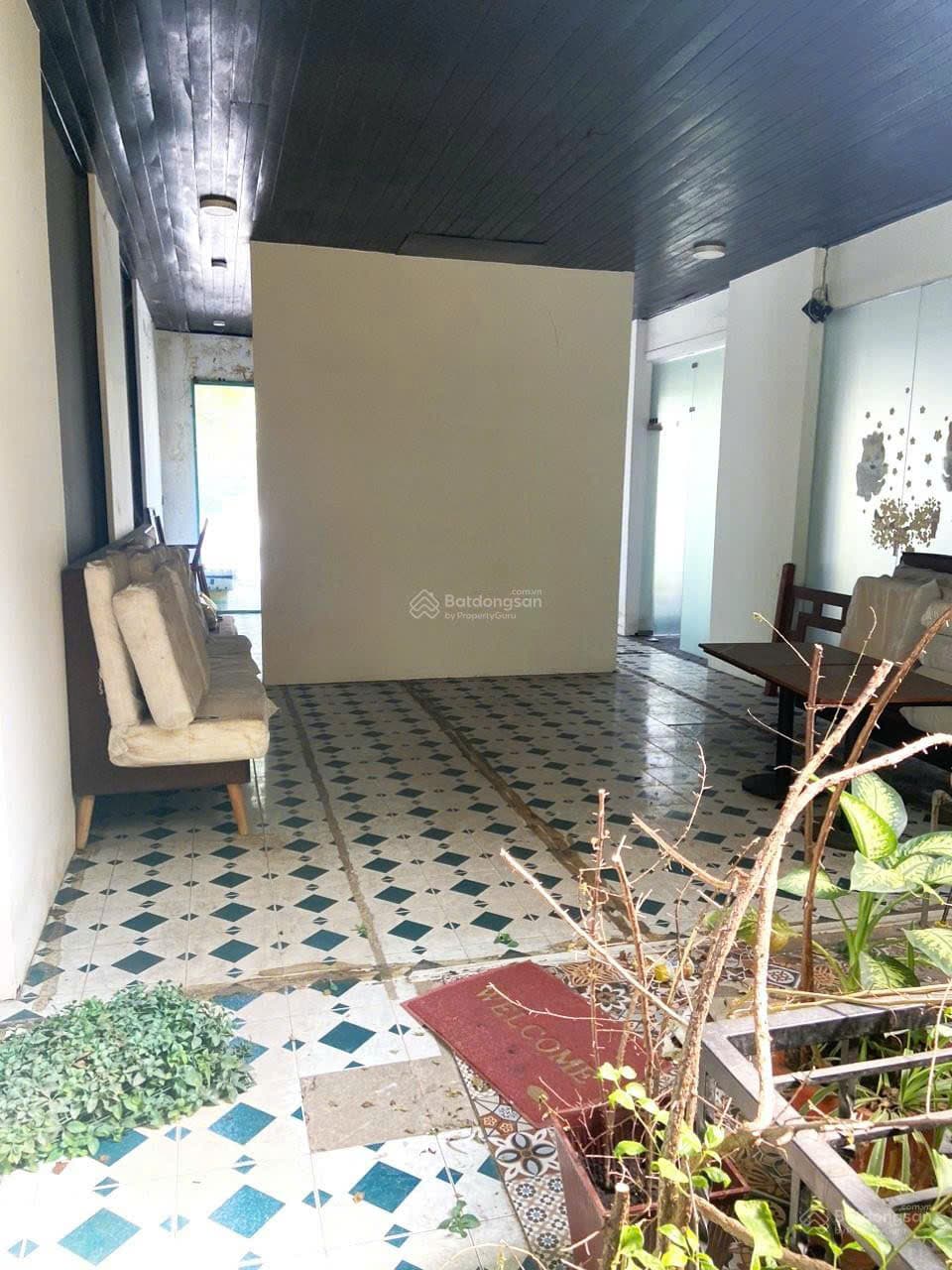 Mặt bằng kinh doanh tầng 2 200m2 tại trung tâm thành phố, phù hợp spa và gym - Ảnh 4