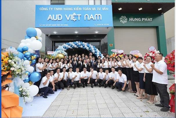 Nhà 5 tầng có thang máy tại Xô Viết Nghệ Tĩnh - Ảnh 1