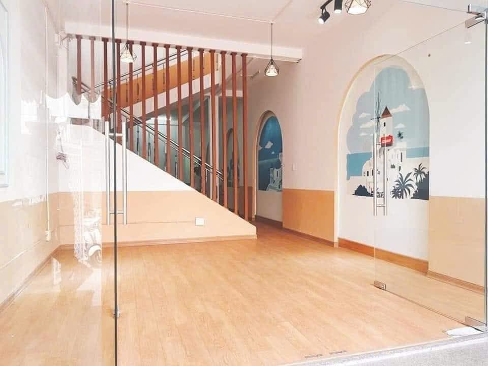 Nhà 2 tầng tại Núi Thành, diện tích 175m², phù hợp kinh doanh đa dạng - Ảnh 1