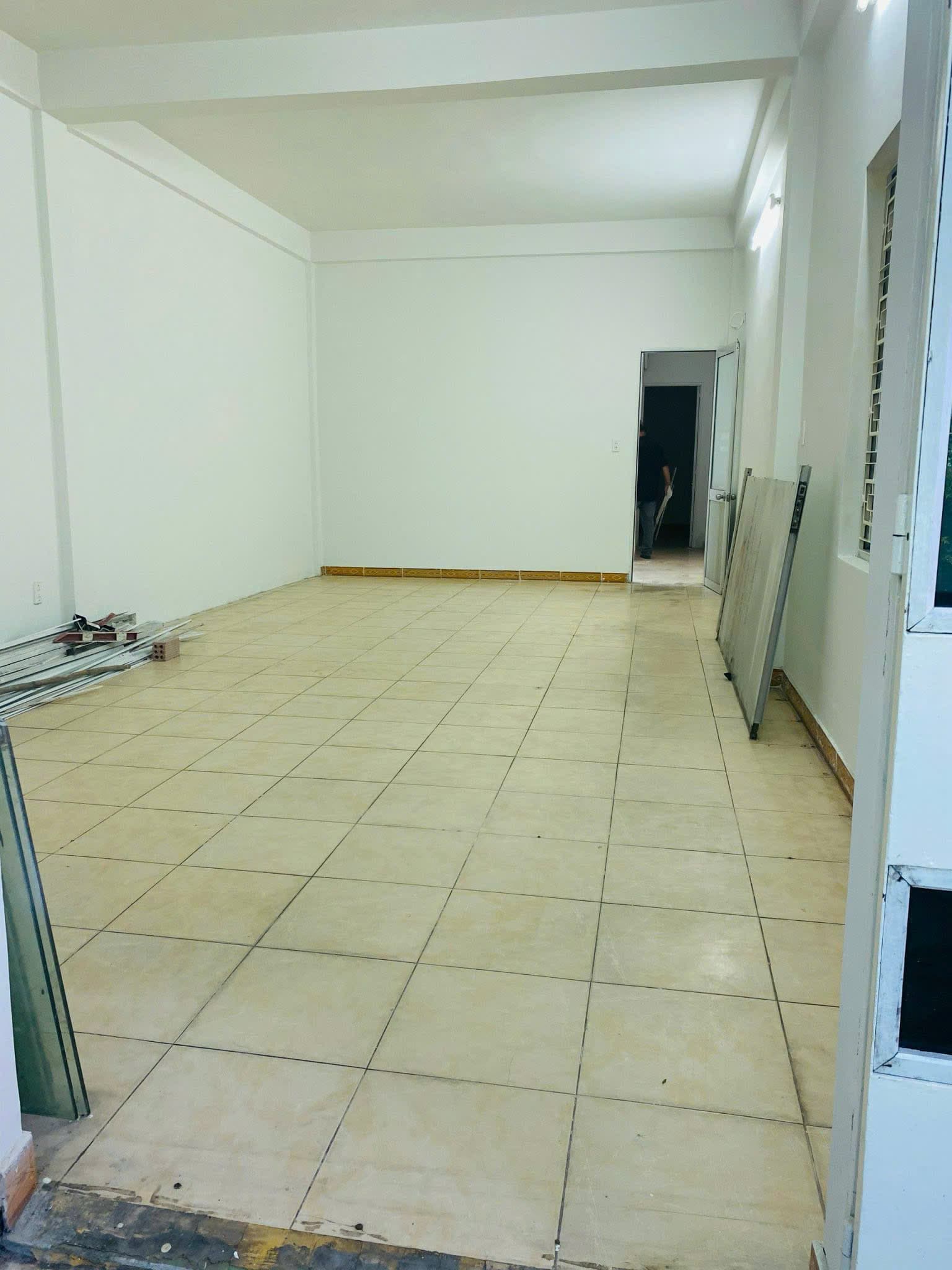 Nhà nguyên căn 3 tầng đường Điện Biên Phủ, phù hợp kinh doanh - Ảnh 2