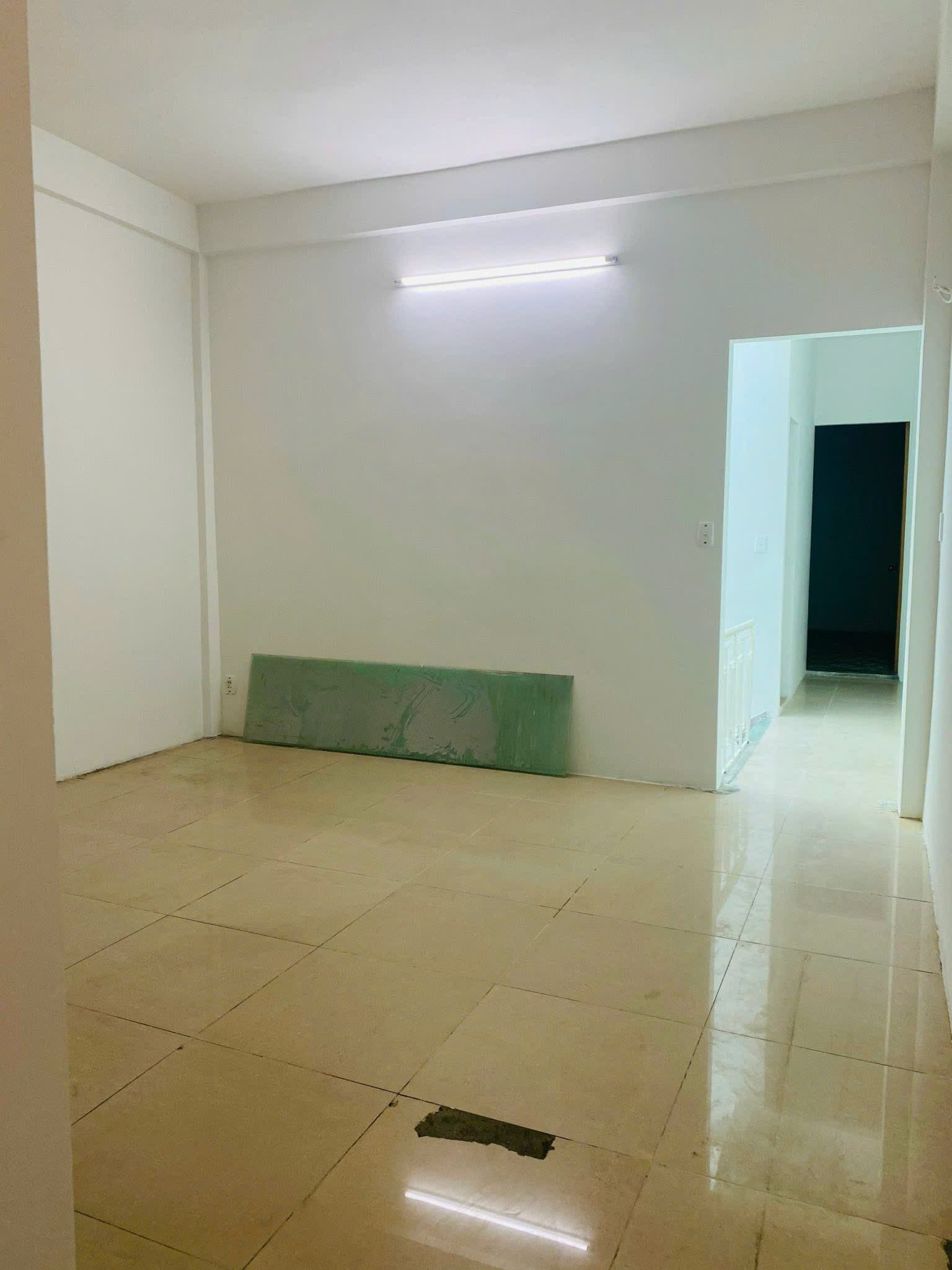 Nhà nguyên căn 3 tầng đường Điện Biên Phủ, phù hợp kinh doanh - Ảnh 5