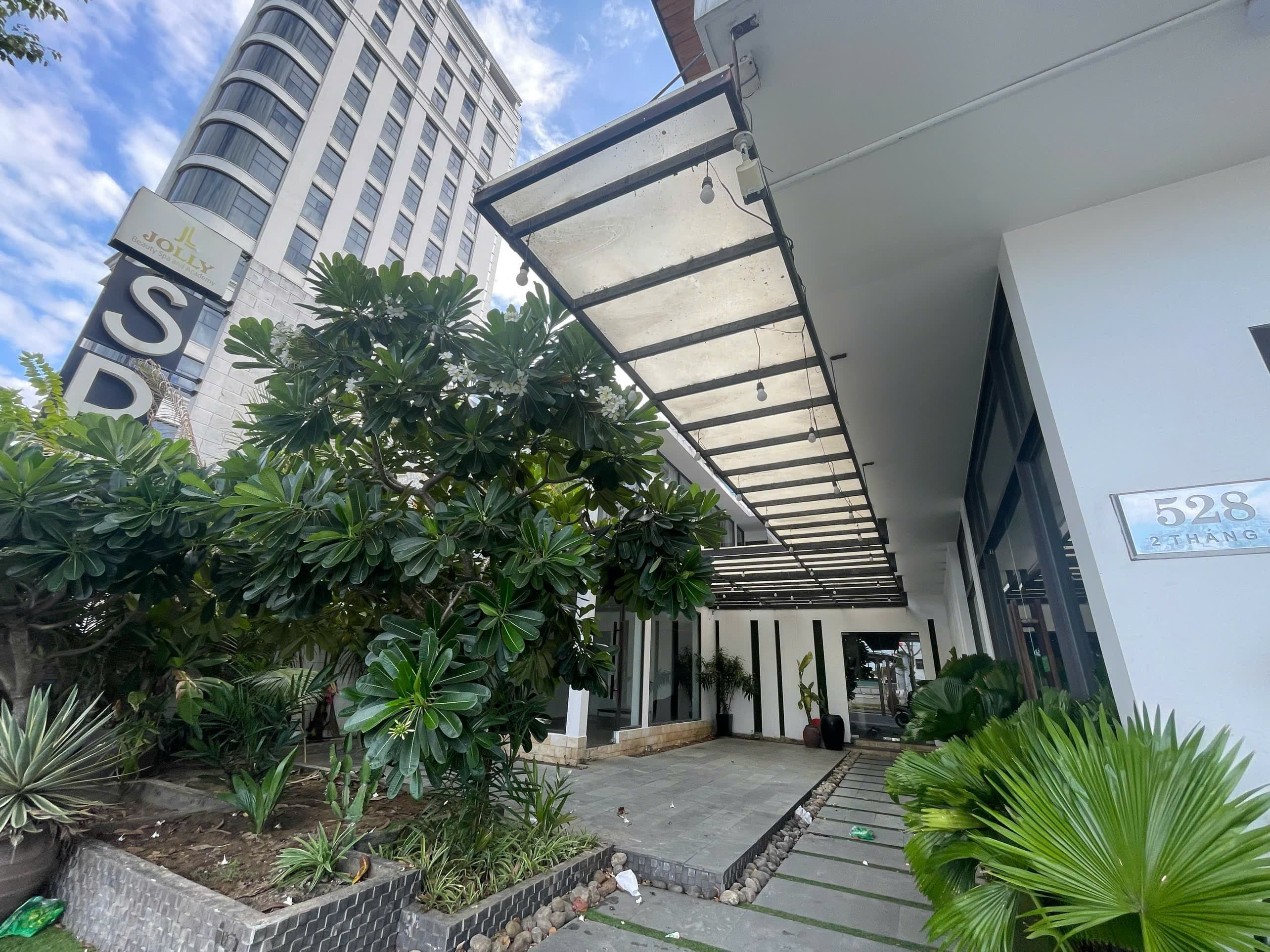 Mặt bằng kinh doanh 2 tầng tại đường 2 Tháng 9, quận Hải Châu, diện tích 543m2 - Ảnh 1