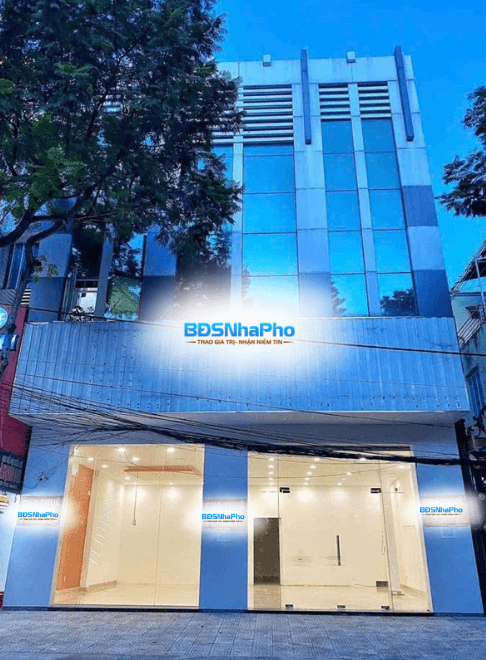 Nhà mặt tiền 2 tầng đường Phan Châu Trinh, diện tích 200m2, phù hợp kinh doanh đa ngành - Ảnh 1