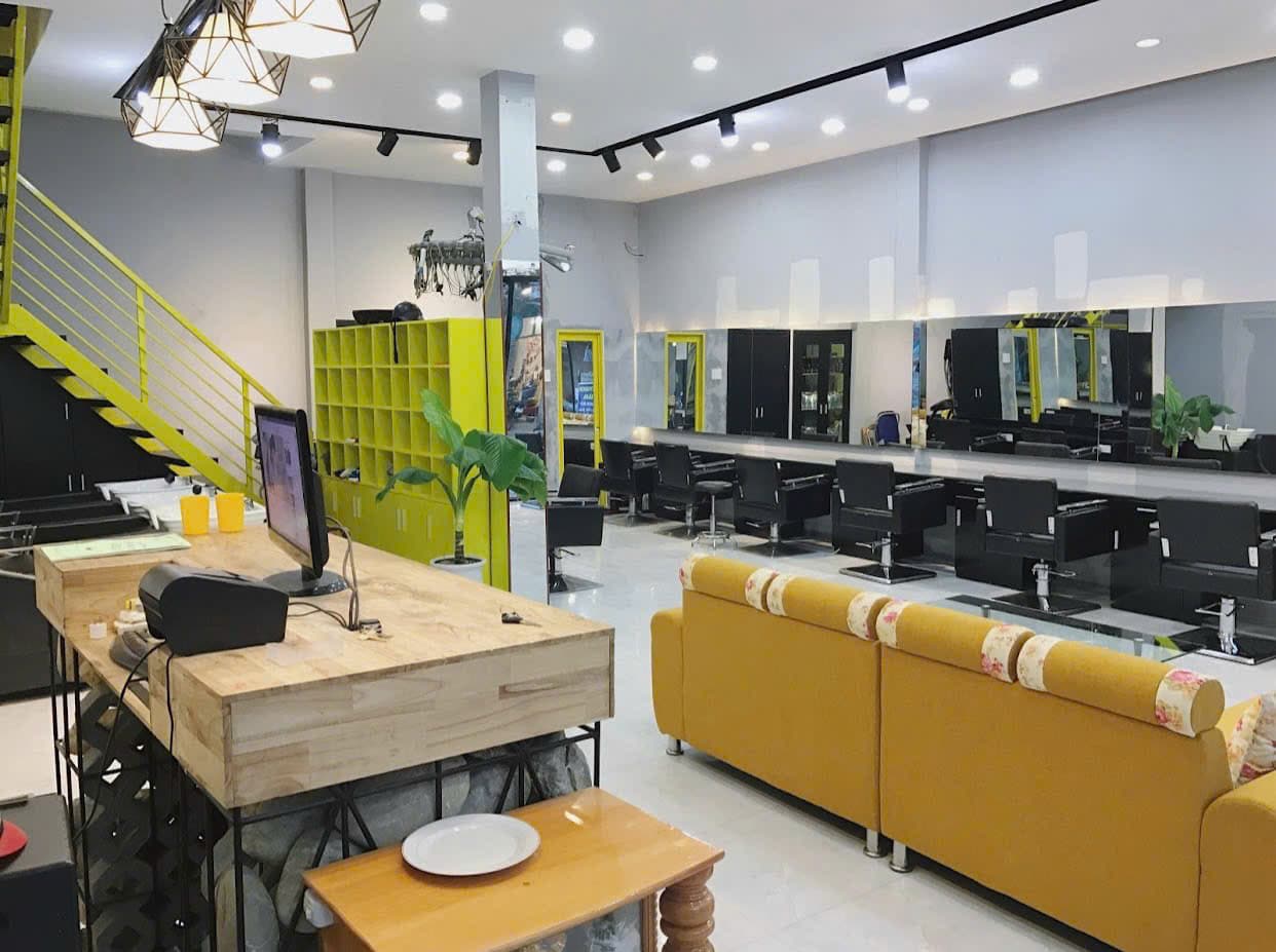 Mặt bằng kinh doanh 2 tầng mặt tiền 8m tại Hoàng Diệu, phù hợp salon tóc - Ảnh 4