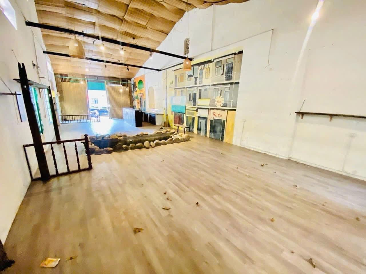 Nhà 4 tầng diện tích 160m2 tại Pasteur, quận Hải Châu, phù hợp ở và kinh doanh - Ảnh 2