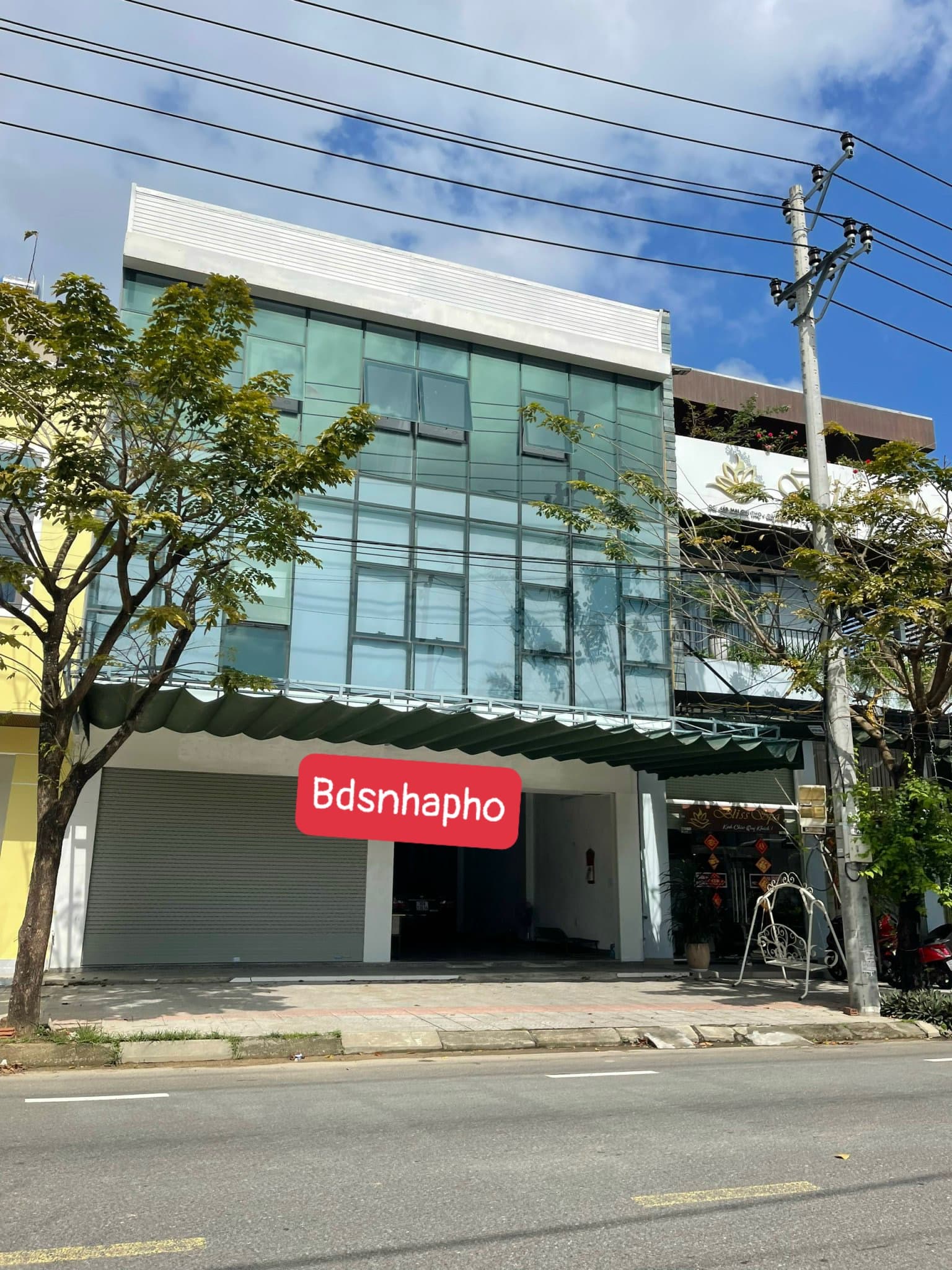 Nhà nguyên căn 3 tầng đường Mai Chí Thọ, diện tích 200m², phù hợp kinh doanh hoặc văn phòng - Ảnh 1