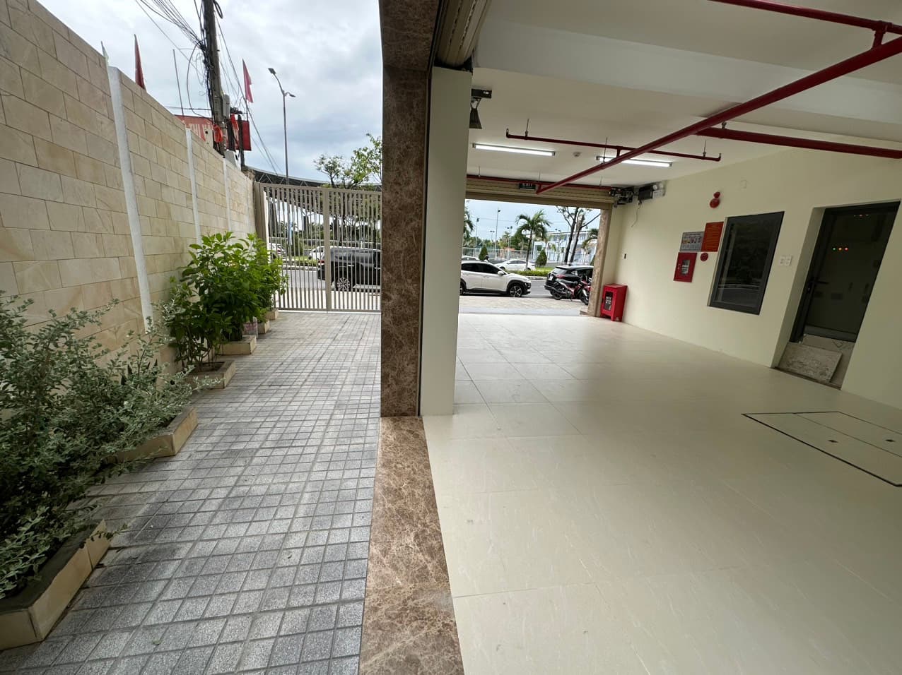 Nhà nguyên căn 7 tầng đường 2 tháng 9, Hải Châu, diện tích 87m2, phù hợp kinh doanh văn phòng - Ảnh 1