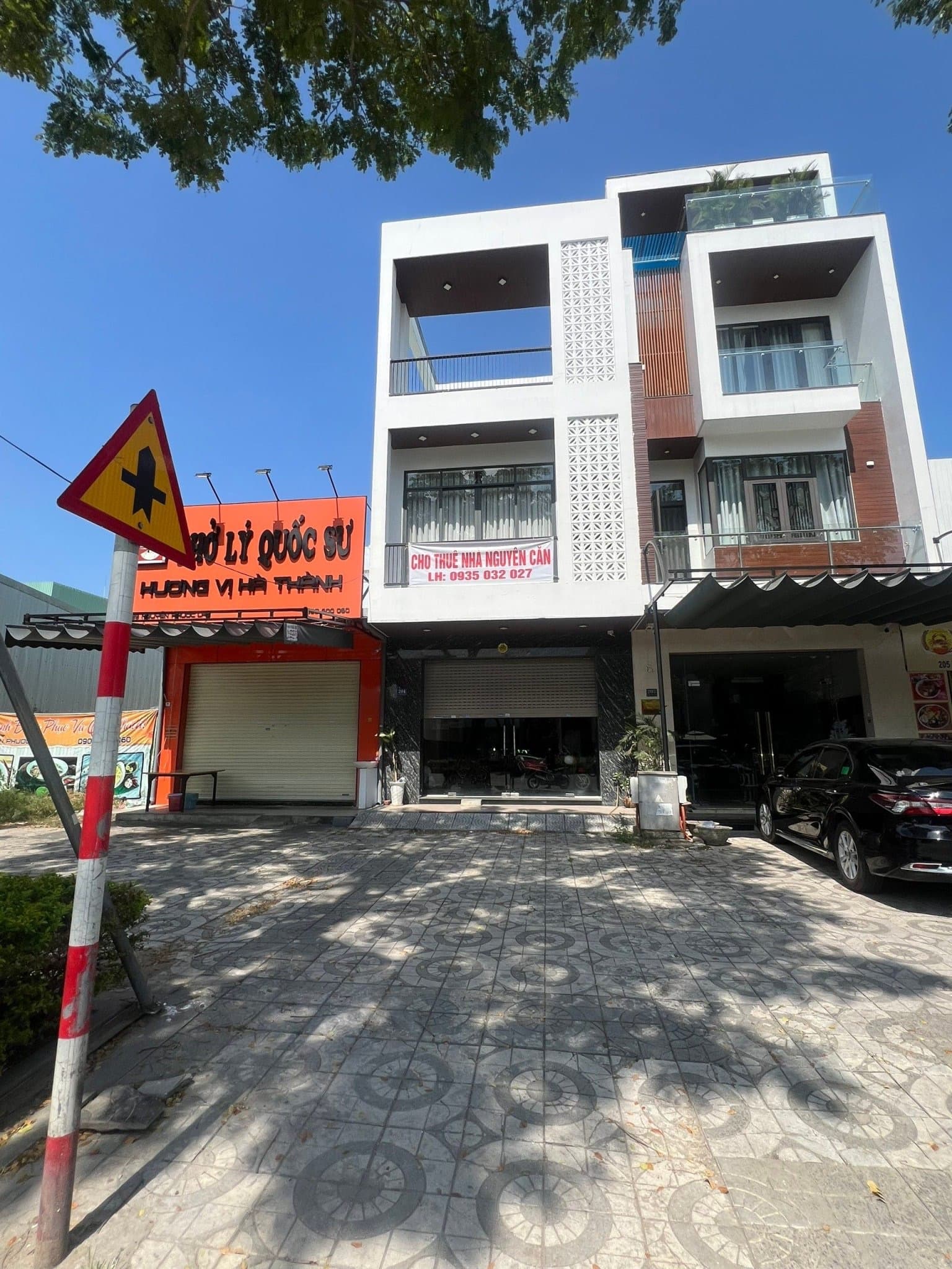 Nhà nguyên căn 3 tầng đường Nguyễn Phước Lan, quận Cẩm Lệ, diện tích 100m2 - Ảnh 1