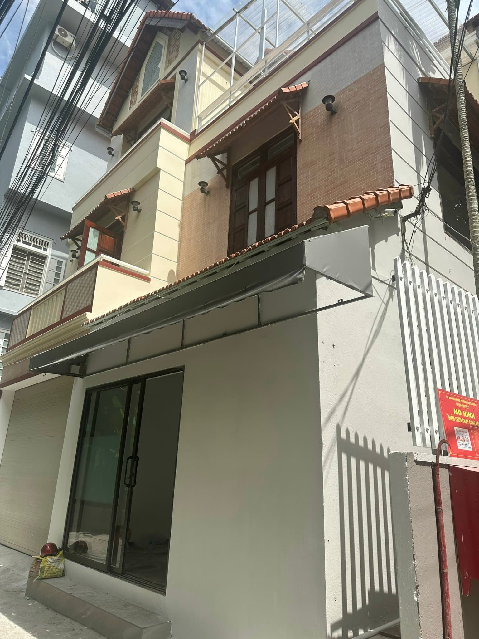 Nhà 3 tầng mặt tiền 9m đường Lý Tự Trọng, quận Hải Châu, phù hợp kinh doanh và văn phòng - Ảnh 3