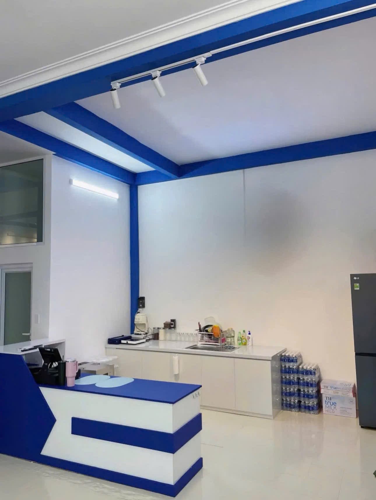 Mặt bằng kinh doanh 2,5 tầng đường 3 tháng 2, quận Hải Châu, diện tích 110m2 - Ảnh 3