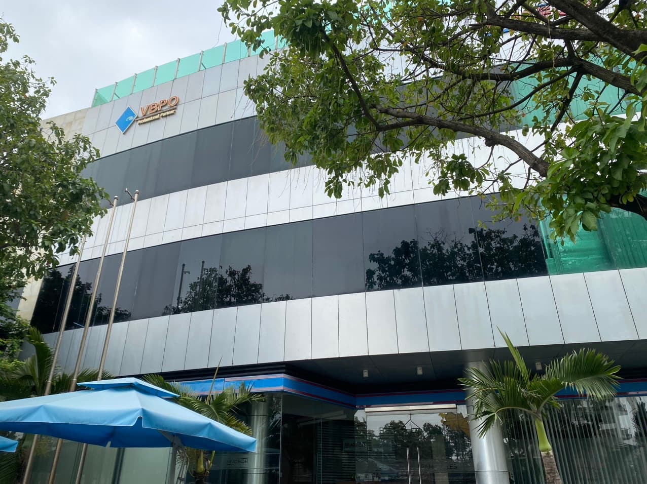 Nhà nguyên căn 3 tầng đường Xô Viết Nghệ Tĩnh, quận Cẩm Lệ - Ảnh 1