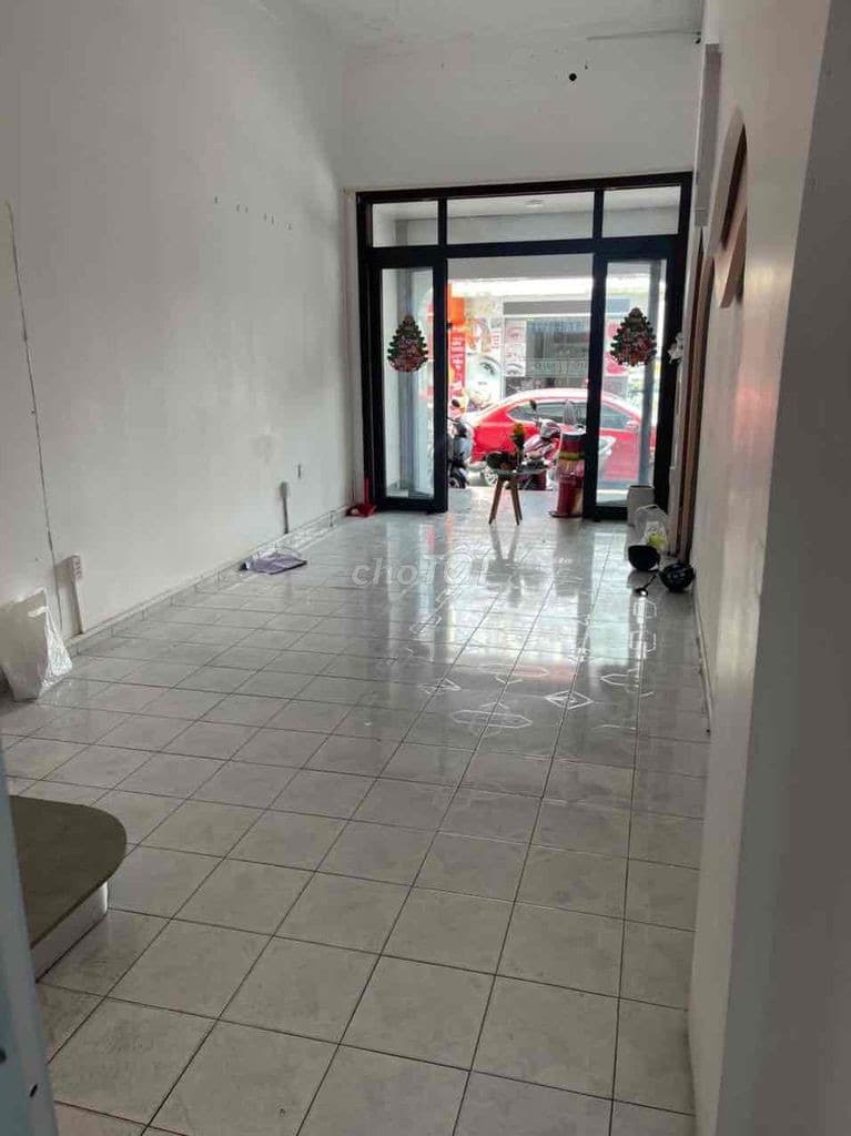 Nhà nguyên căn 3 tầng tại Phạm Cự Lượng, Sơn Trà, 80m2, phù hợp để ở hoặc kinh doanh - Ảnh 1