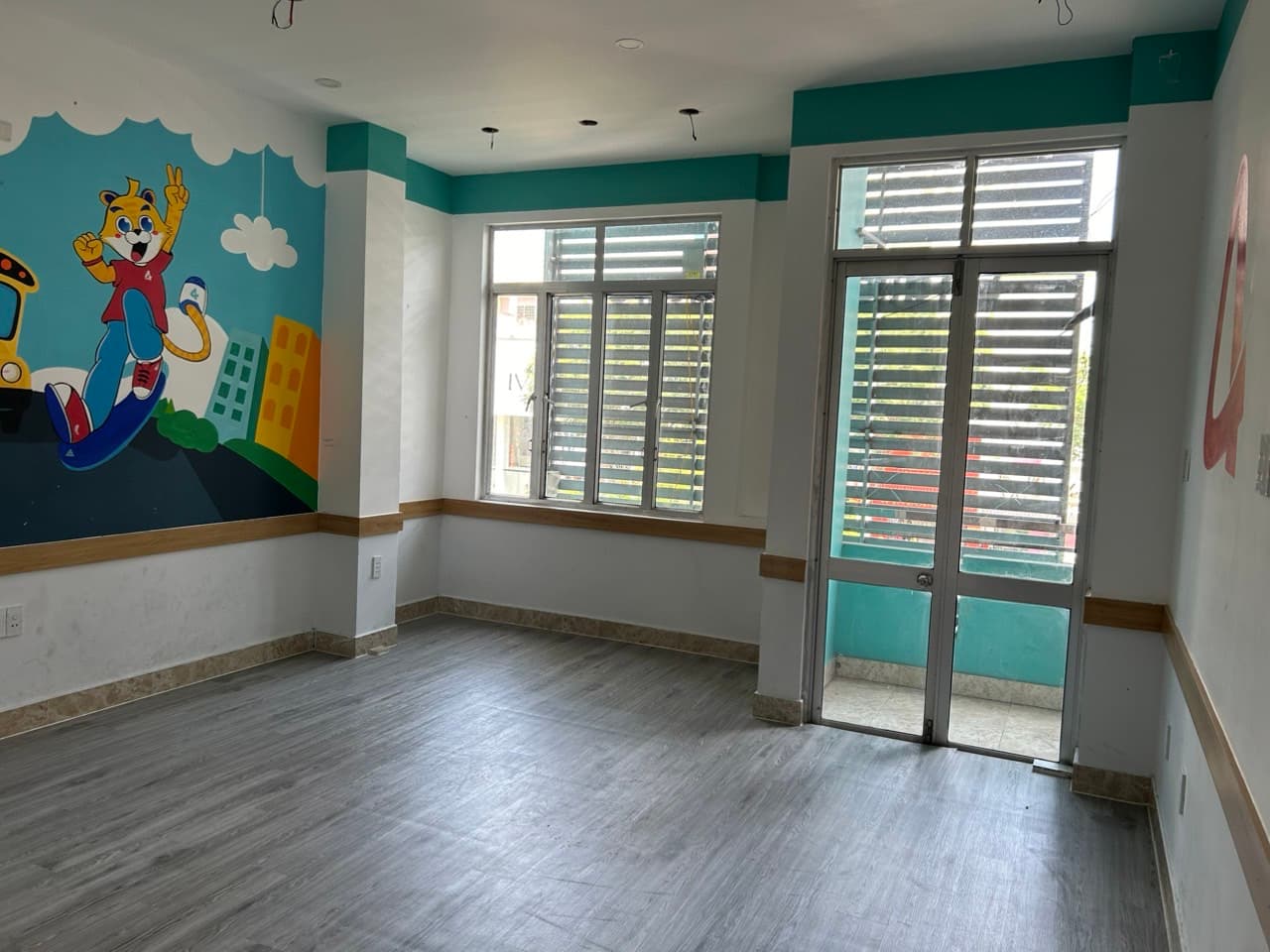 Nhà nguyên căn 5 tầng đường Nguyễn Văn Linh, quận Hải Châu, phù hợp kinh doanh - Ảnh 5