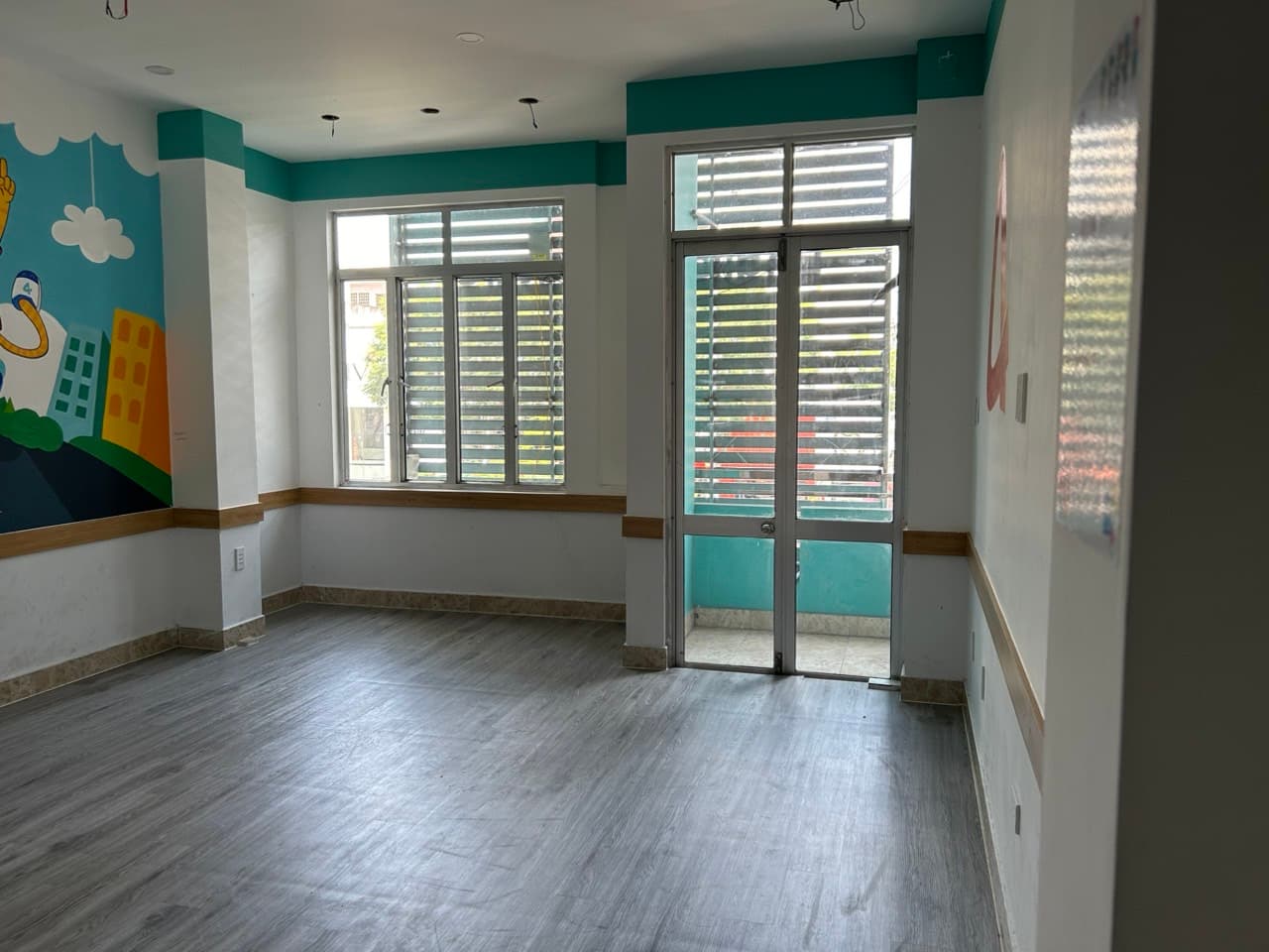 Nhà nguyên căn 5 tầng đường Nguyễn Văn Linh, quận Hải Châu, phù hợp kinh doanh - Ảnh 6