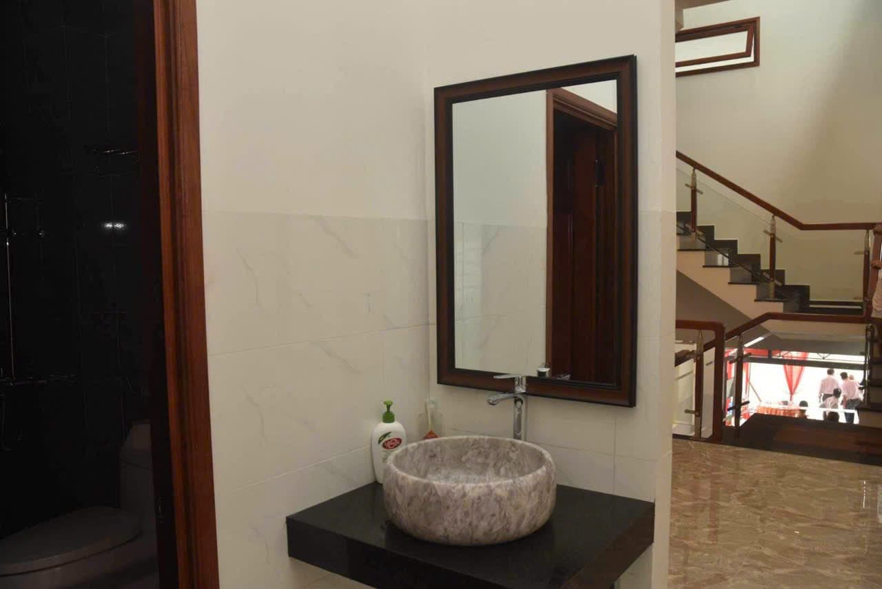 Nhà nguyên căn 3 tầng đường Văn Tiến Dũng, phù hợp để ở - Ảnh 4