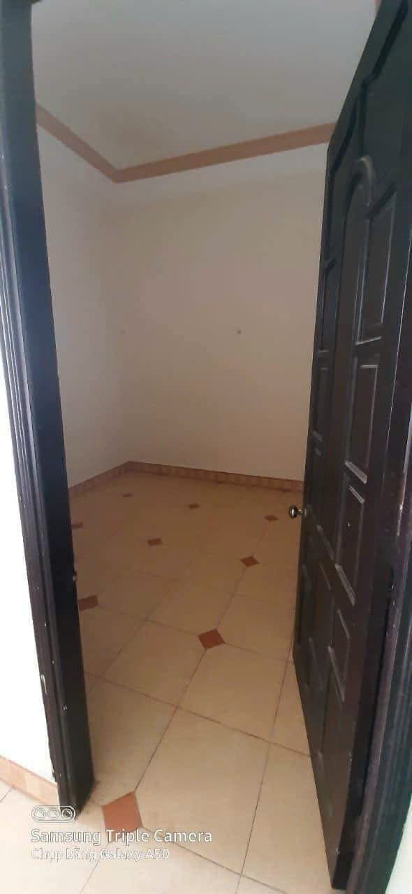 Nhà nguyên căn 3 tầng đường Đặng Dung, diện tích 80m2, phù hợp kinh doanh và ở - Ảnh 1