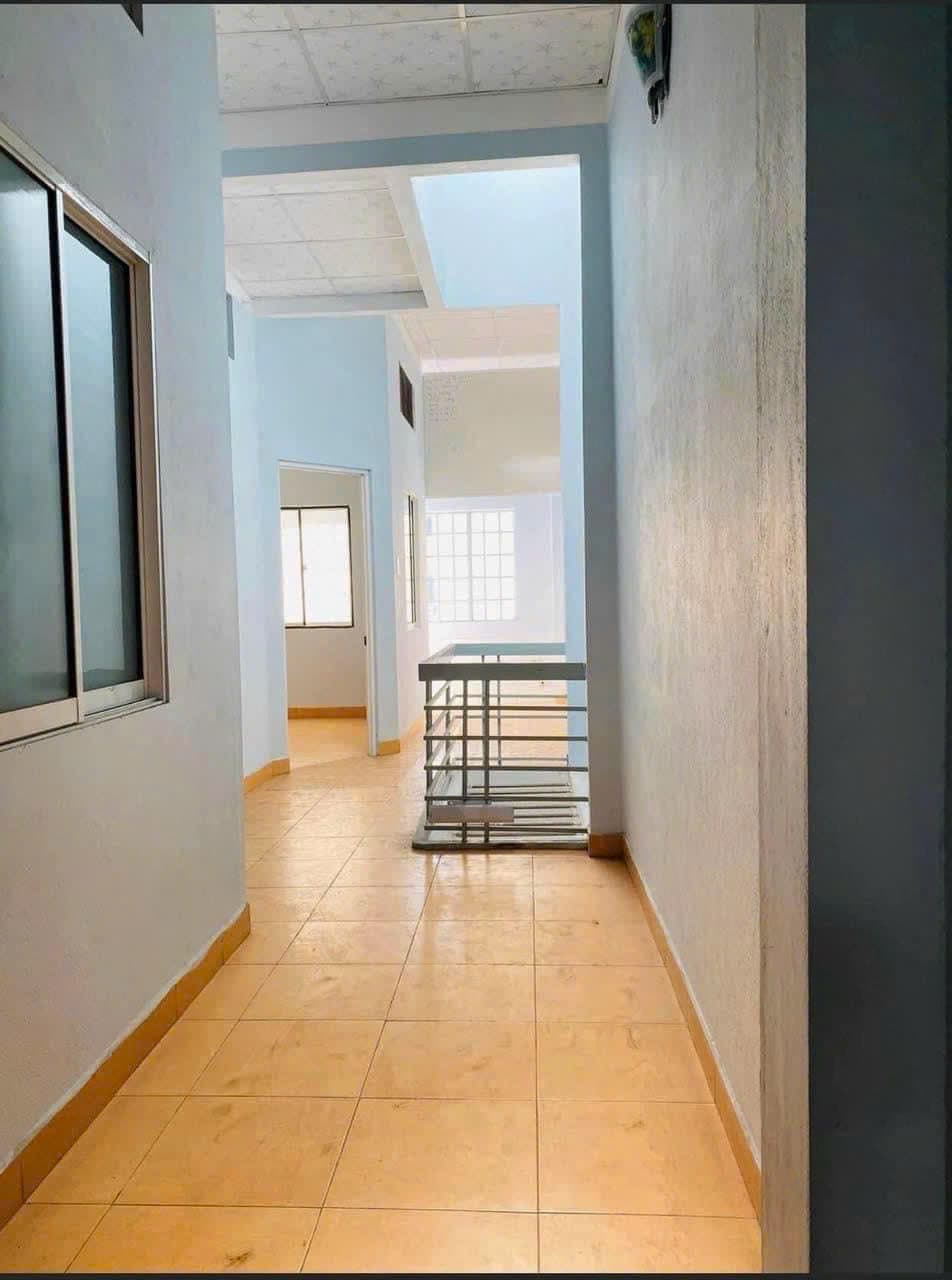 Nhà nguyên căn 2 tầng đường Nguyễn Hữu Dật, diện tích 100m² - Ảnh 3