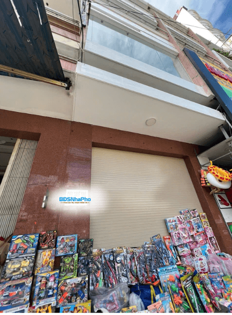 Nhà 4 tầng diện tích 81m2 tại Hùng Vương, phù hợp kinh doanh sạch sẽ - Ảnh 1