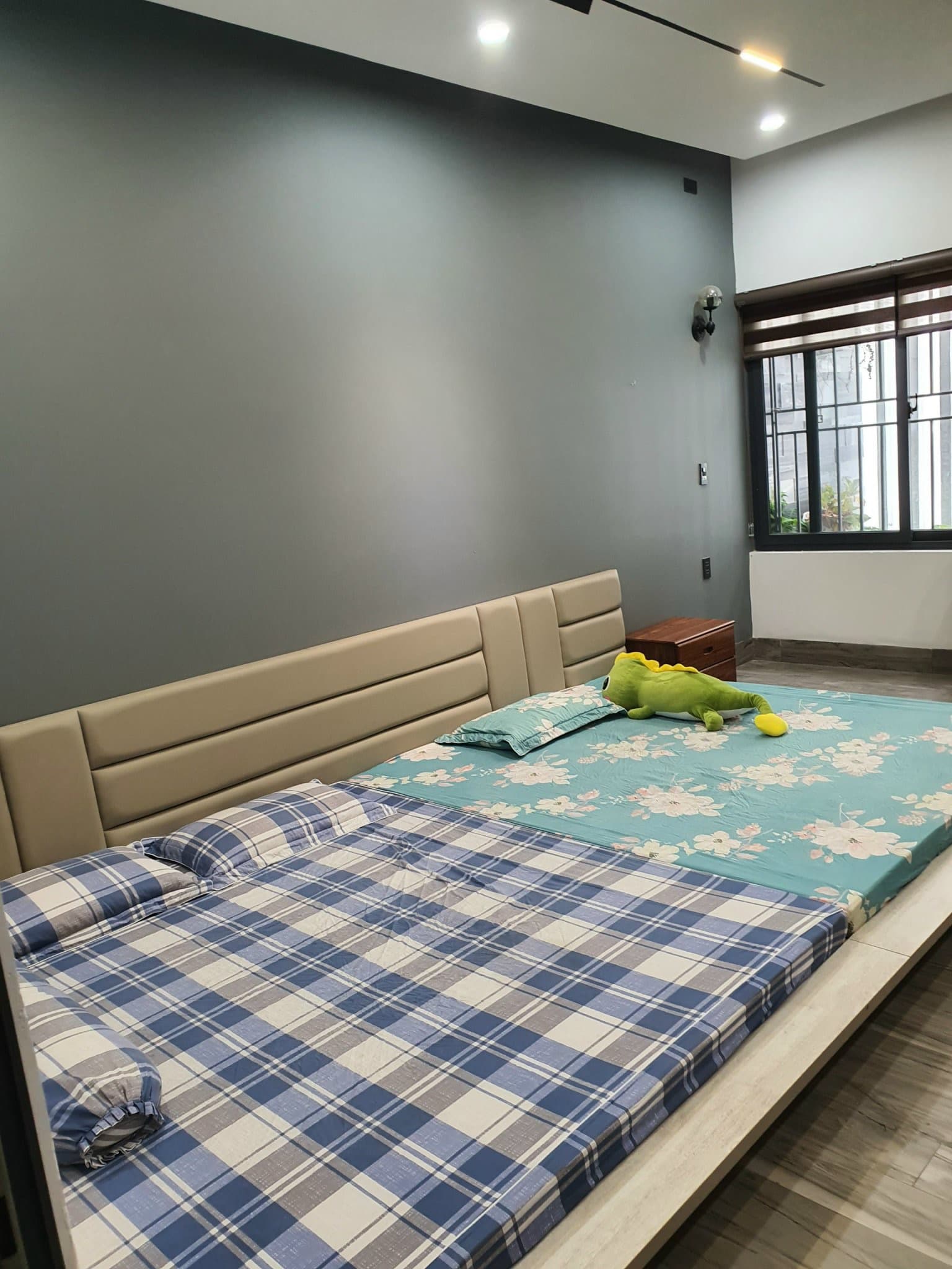 Nhà 3 tầng Mai Chí Thọ gần cầu Khuê Trung, phù hợp kinh doanh và văn phòng - Ảnh 2