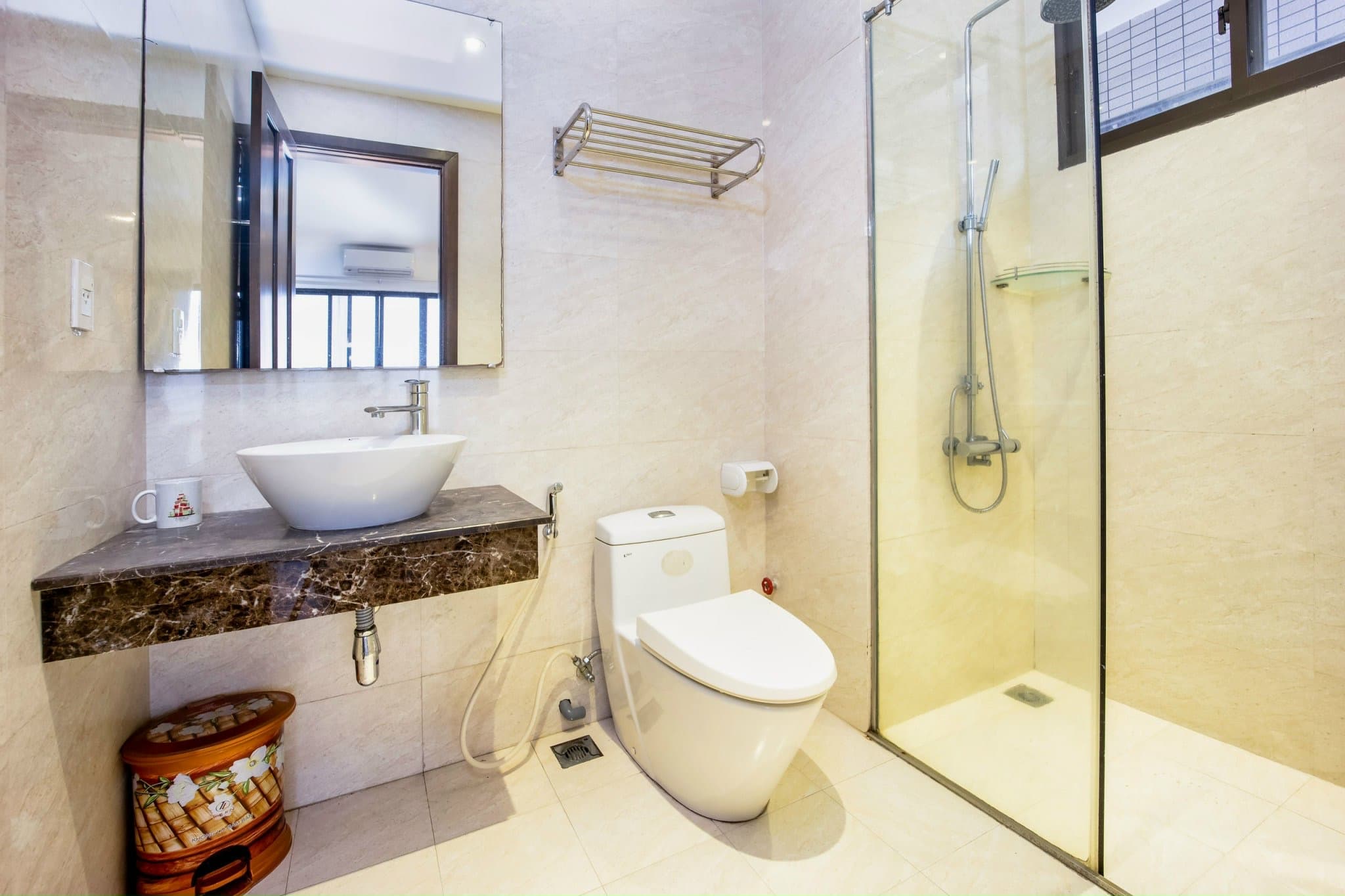 Căn hộ 2 phòng ngủ 125m2 trên đường Chế Lan Viên, có hồ bơi và phòng gym - Ảnh 4