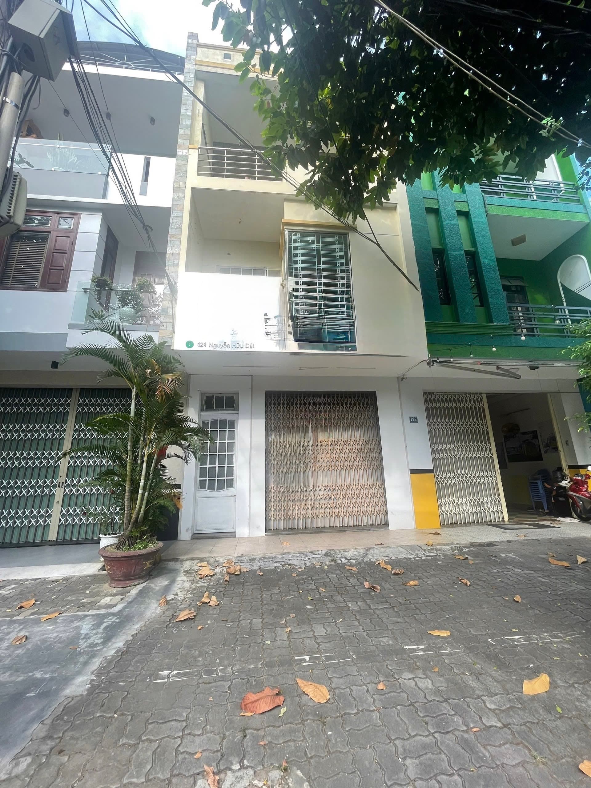 Nhà nguyên căn 3 tầng đường Nguyễn Hữu Dật, quận Hải Châu, phù hợp ở và kinh doanh - Ảnh 1