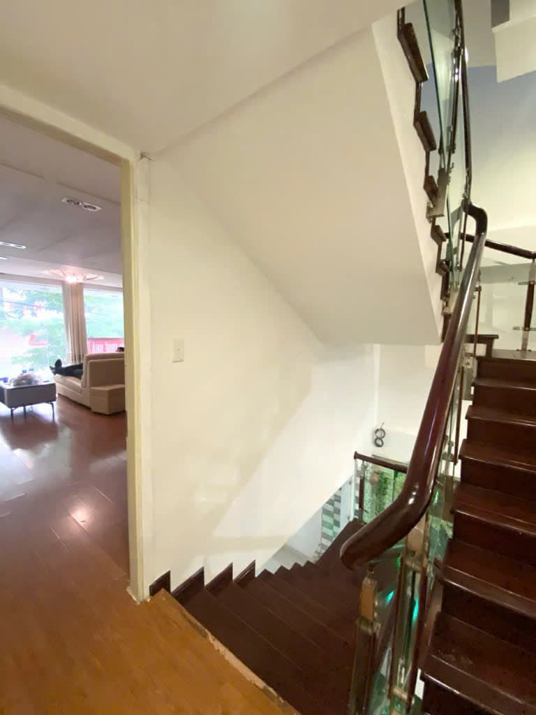 Nhà nguyên căn 5 tầng tại Chính Hữu, diện tích 70m2, phù hợp kinh doanh và sinh hoạt không thang máy khu phố Hàn - Ảnh 1